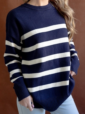 Reinforced Shoulder Seams Cape Stripe Knit Navy
