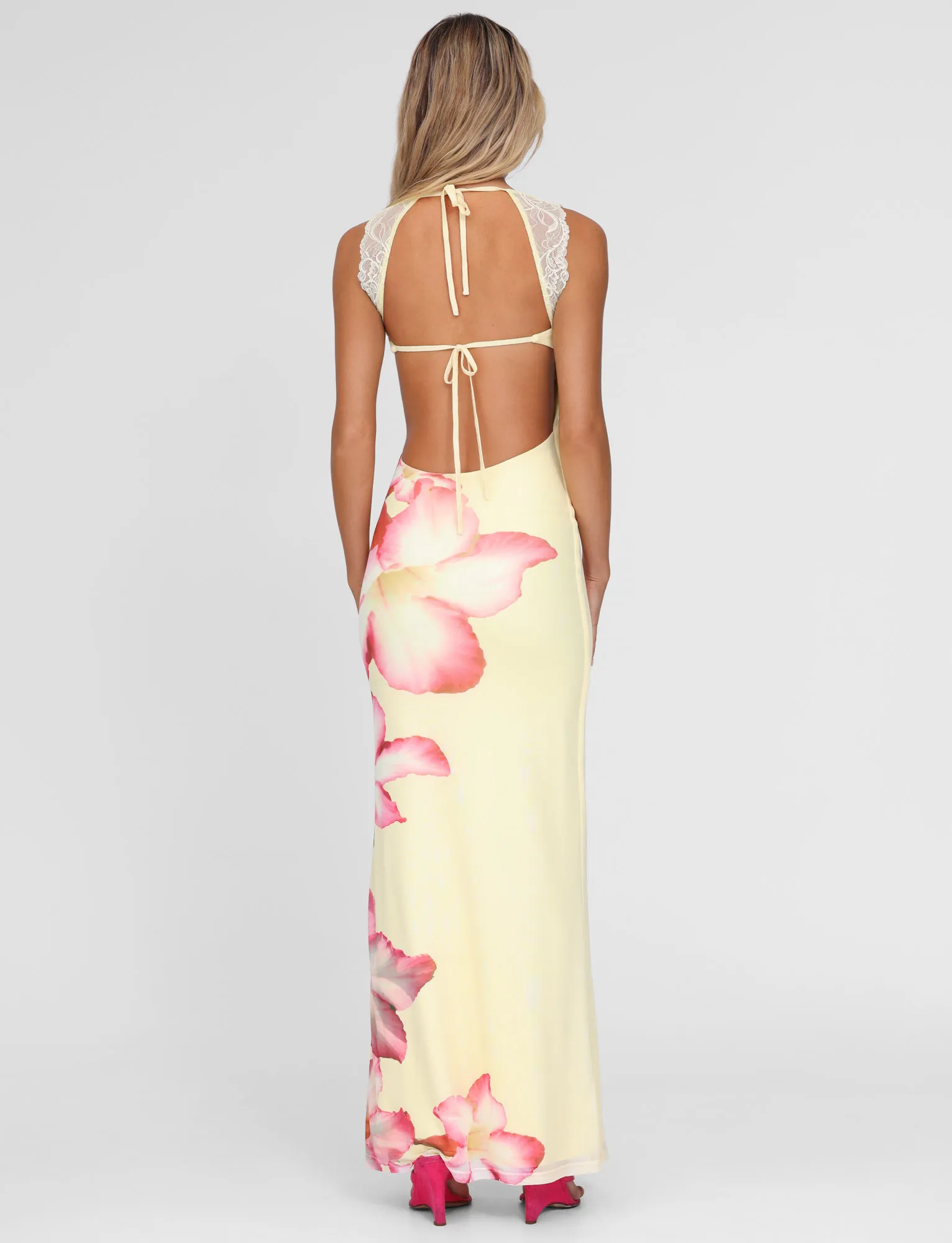 Long Lines Printed-Lining NYOMI MAXI DRESS - YELLOW : MACRO FLORAL : YELLOW HIBISCUS