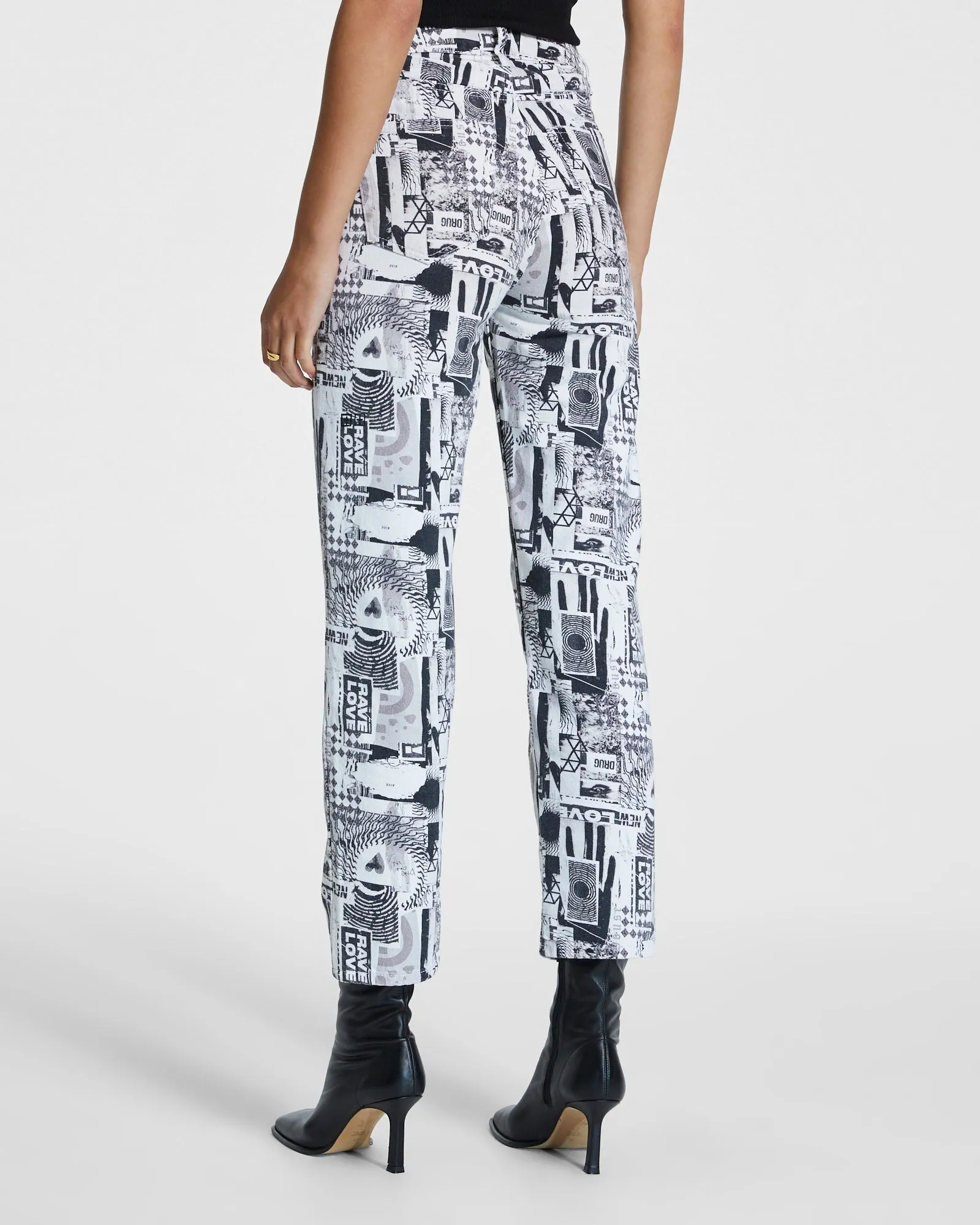 All-day Comfort Blended Style BROOKLYN JEAN PURE LOVE B&W