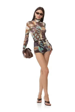 No Frills Fit Yves Hot Short - Feather Swirl