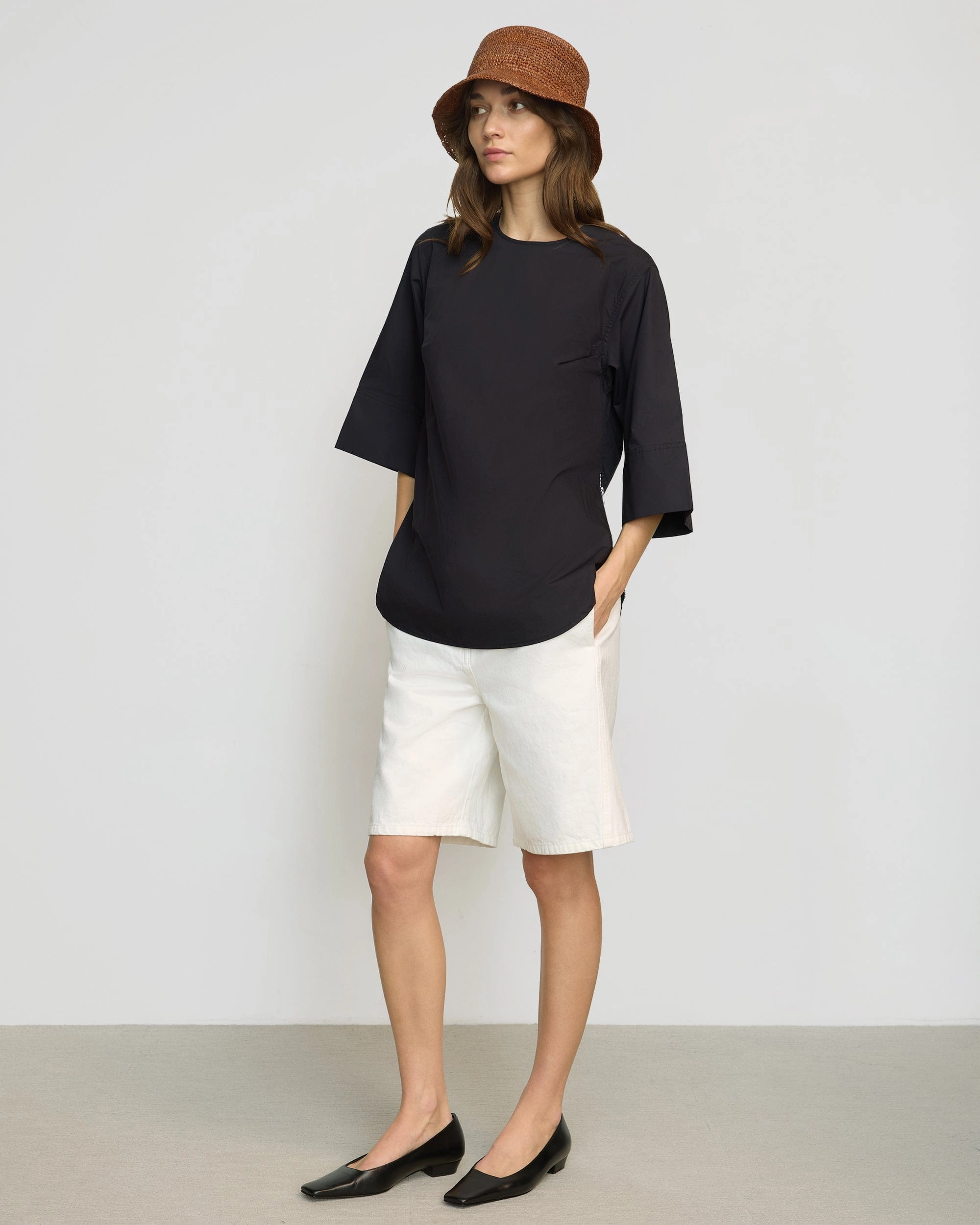 Adaptive Waistband Snag Resistant Surface Catie Side-Zip Oversized Tulip-Hem Top