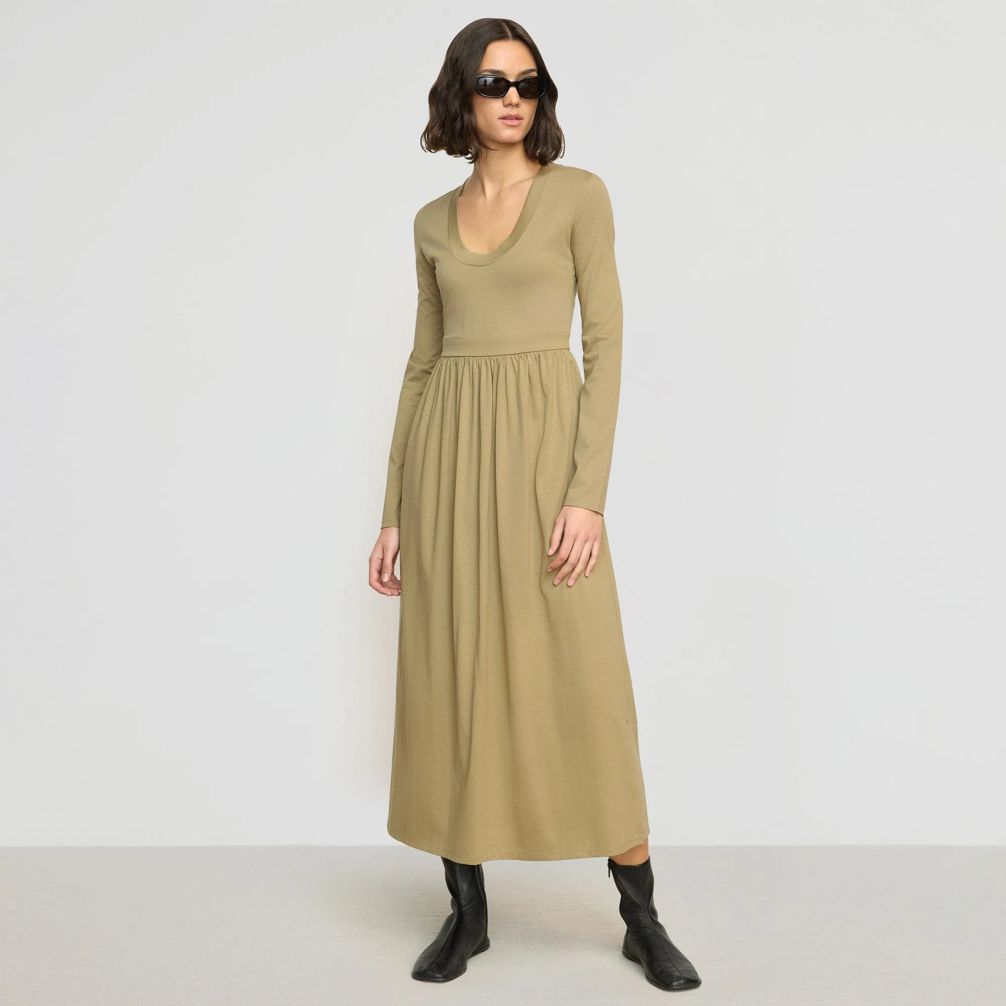 Cherie U-Neck Jersey Dress Trendy floral dress