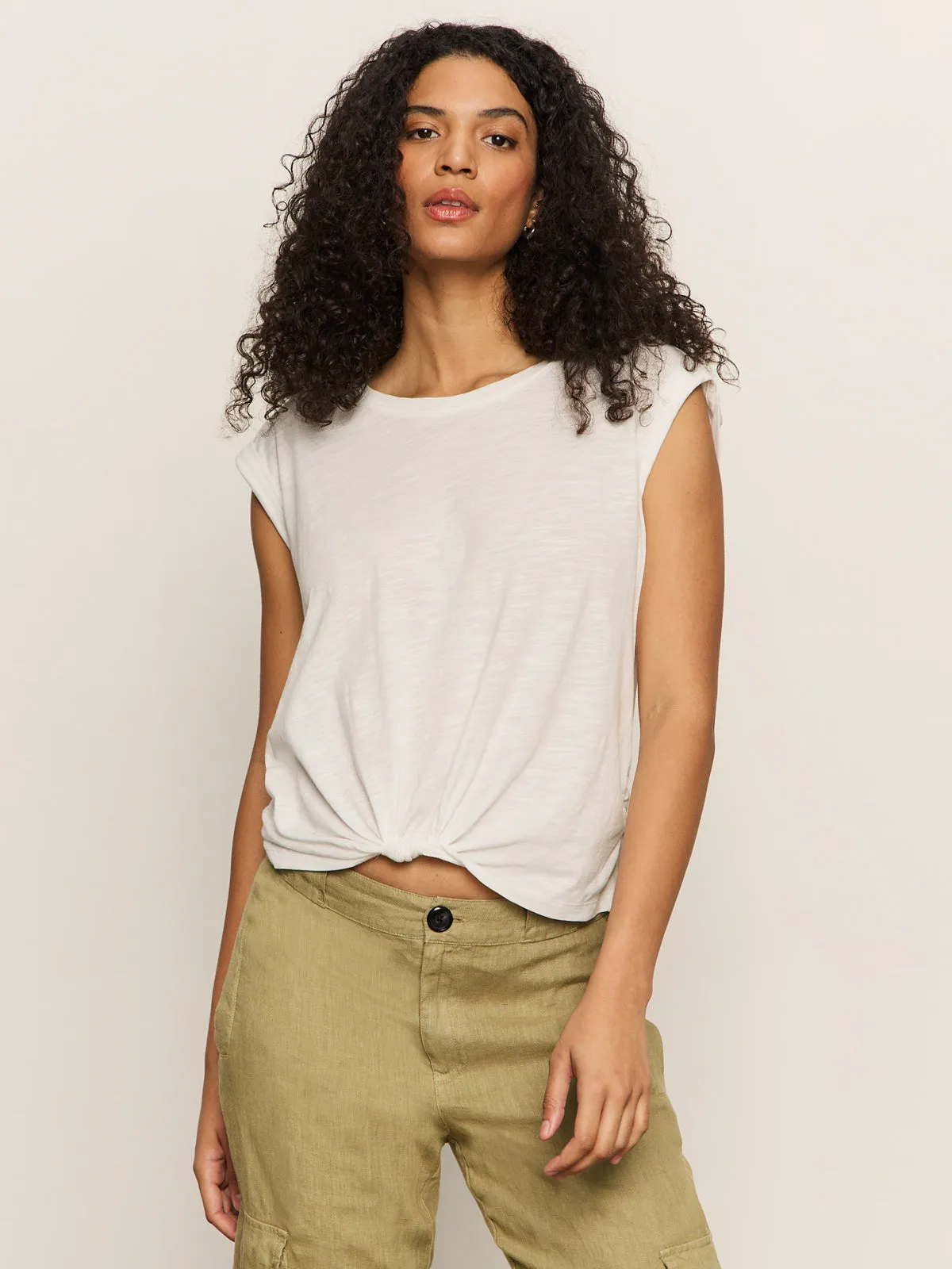 Knotted Muscle Tee White Fashionable Piece