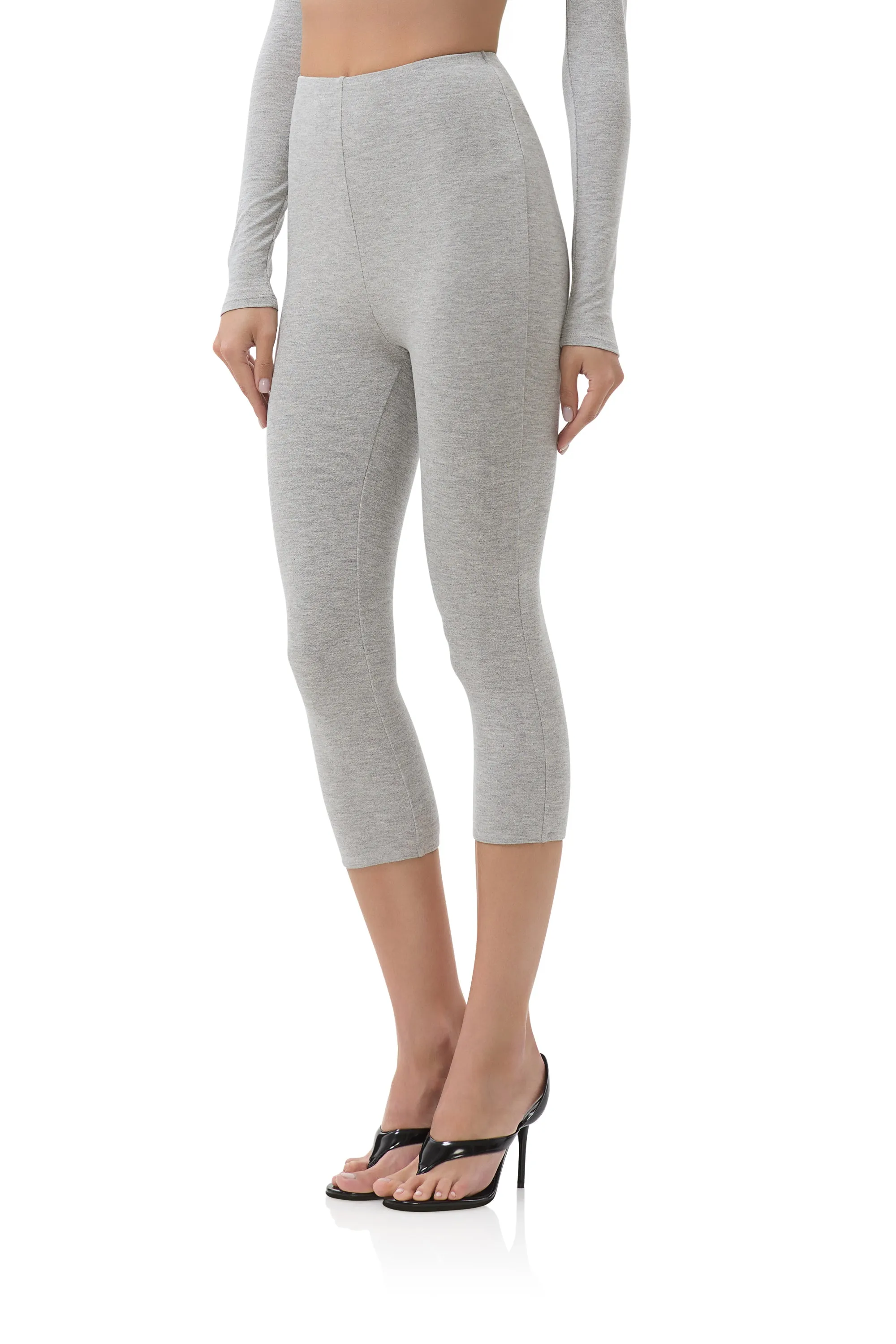 Ettie Capri Legging - Heather Grey Active Motion