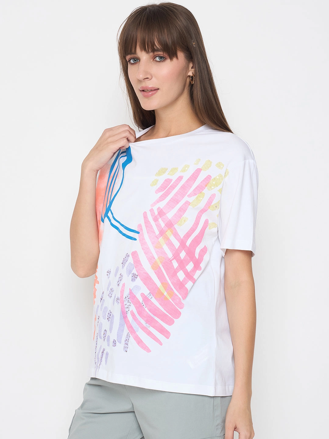Tagless Neckline Madame Handwork Detail with Graphic Print White T-shirt
