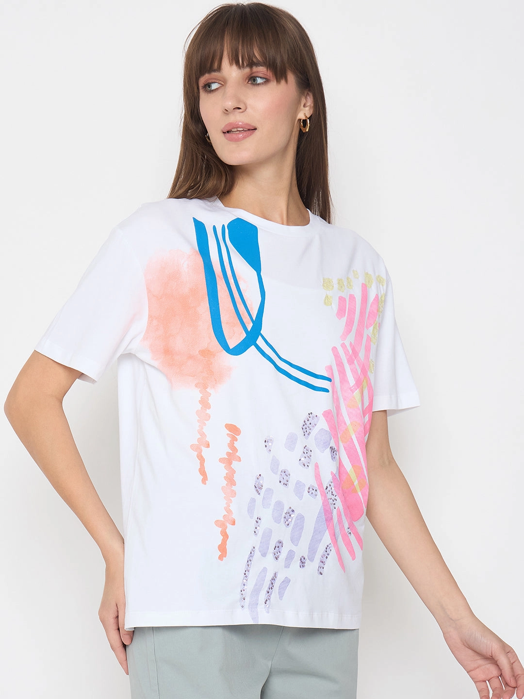 Madame Handwork Detail with Graphic Print White T-shirt Casual Must-Have Comfort Apparel