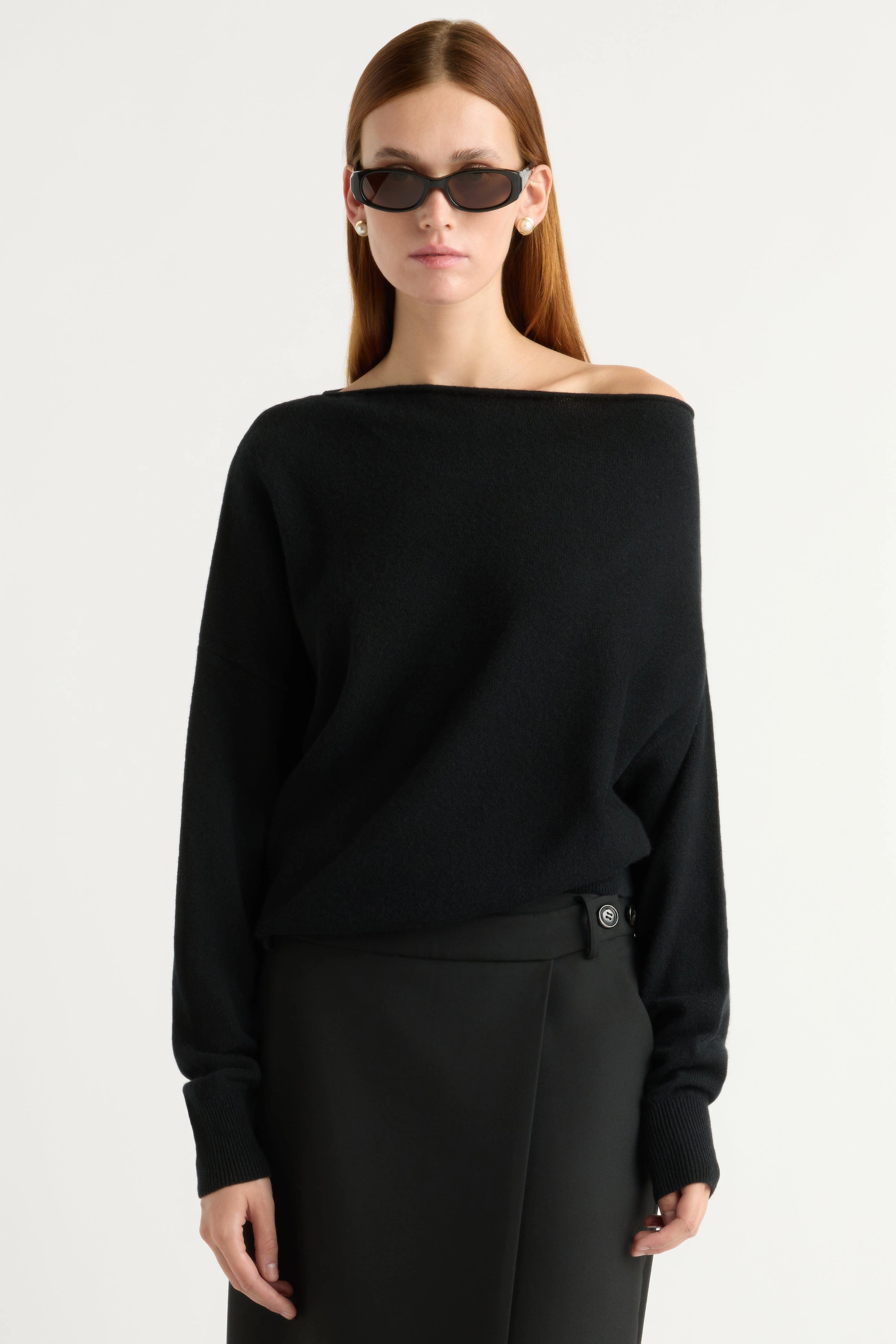 Lan Cashmere Off-Shoulder Sweater Recycled Material Blend