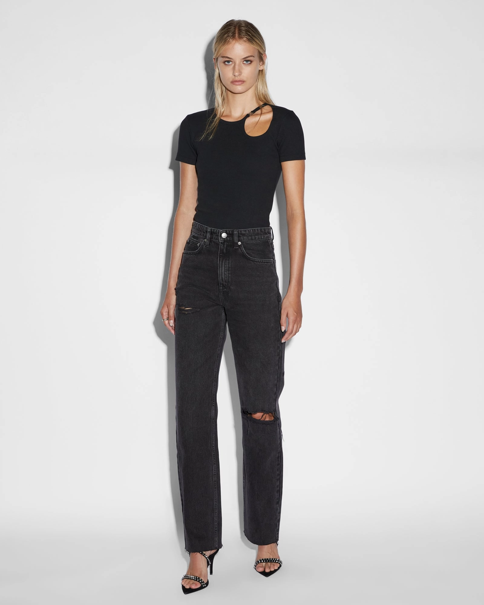 Chilly Wear ARISE CUT OUT SS TEE BLACK Breathable Essentials Vintage Wash
