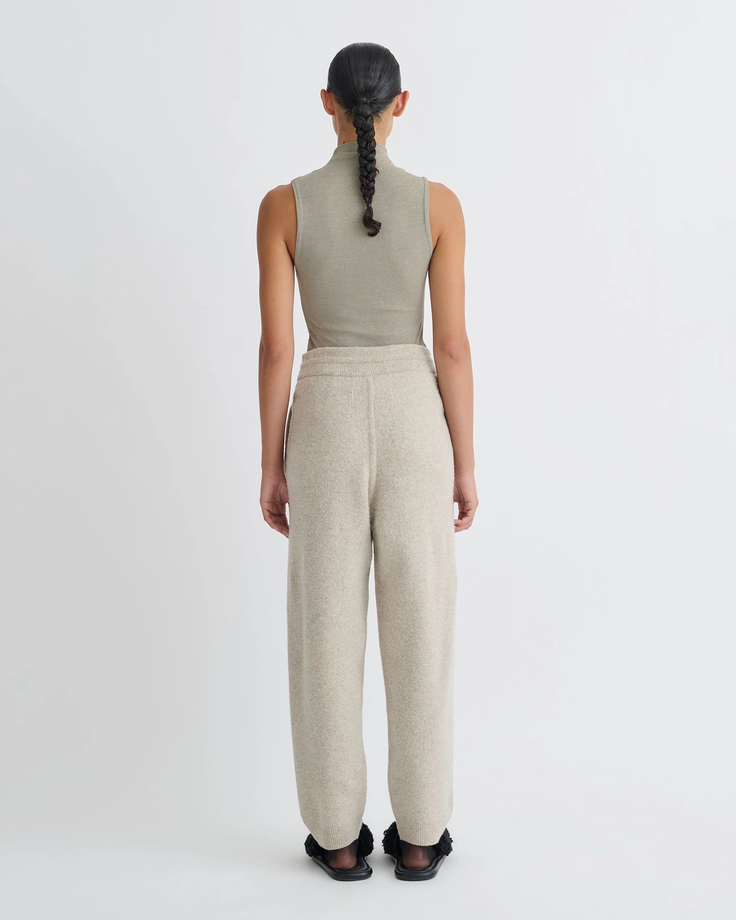 Annyka - Mesh Jersey Sleeveless Top - Fog Quick Access Slit Interlock Knit