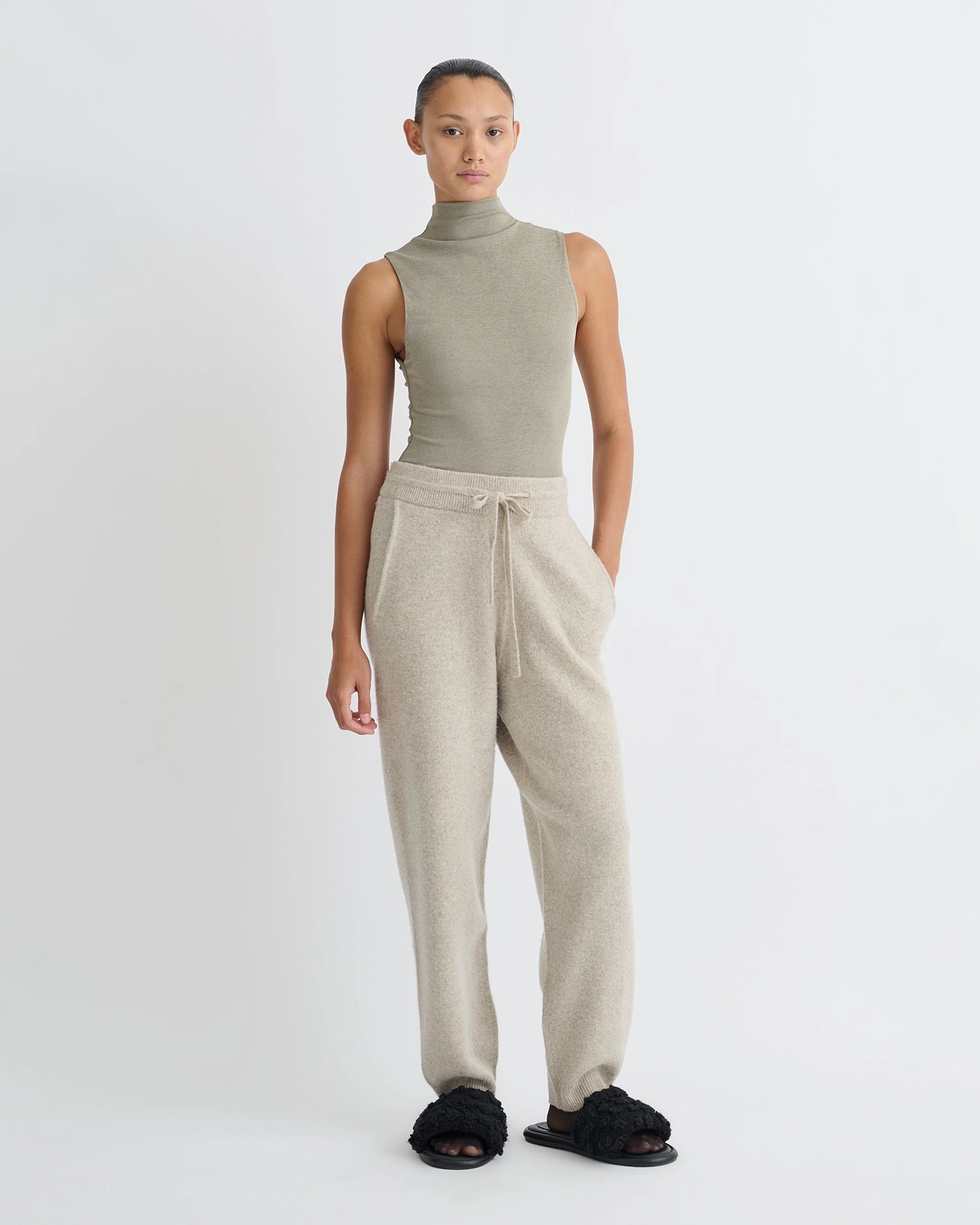 Annyka - Mesh Jersey Sleeveless Top - Fog Butter Soft Handfeel MinimalistDesign
