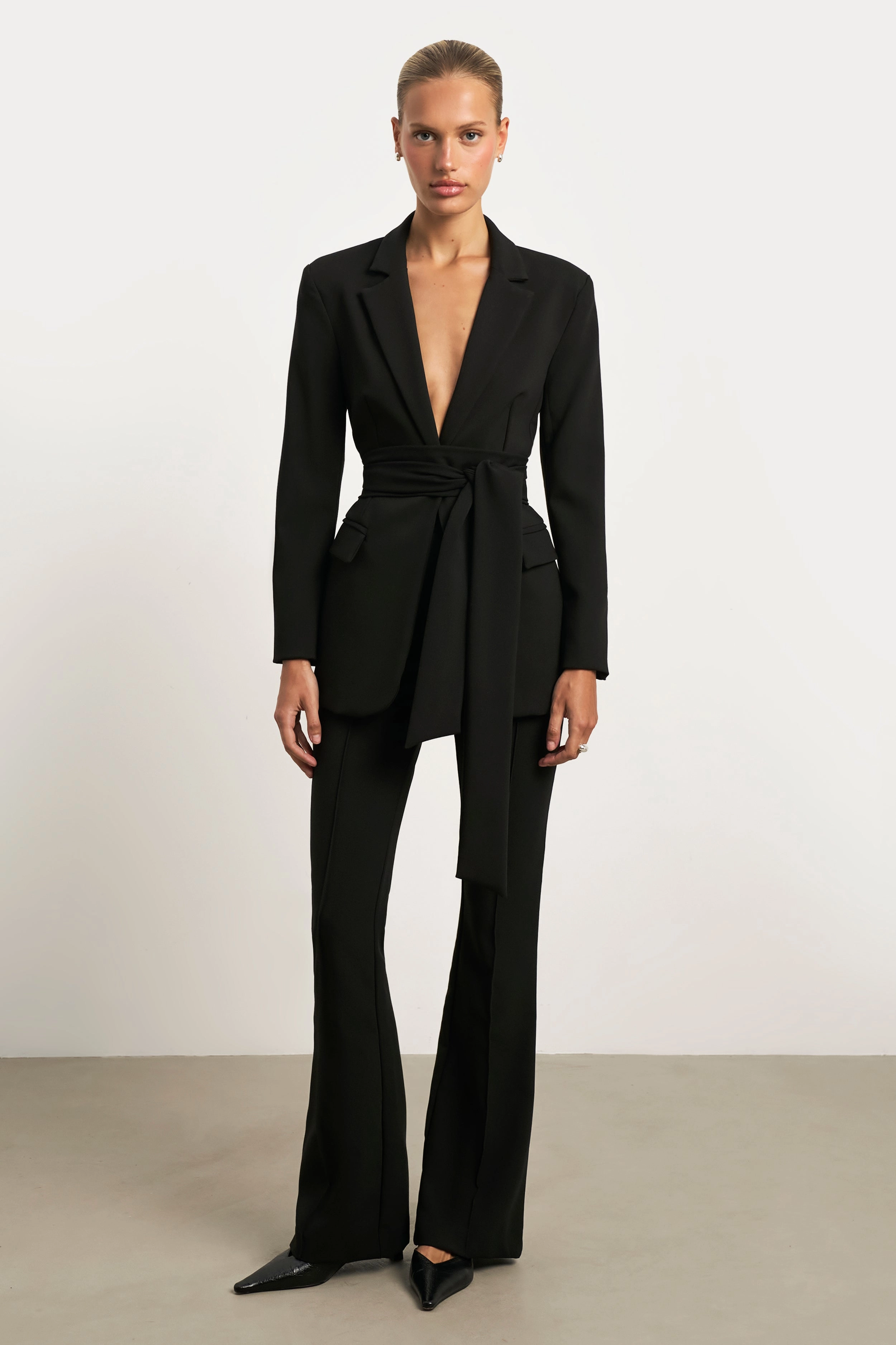 Reinforced stitching seams Non Restrictive Movement Classic Blazer With Belt - Black