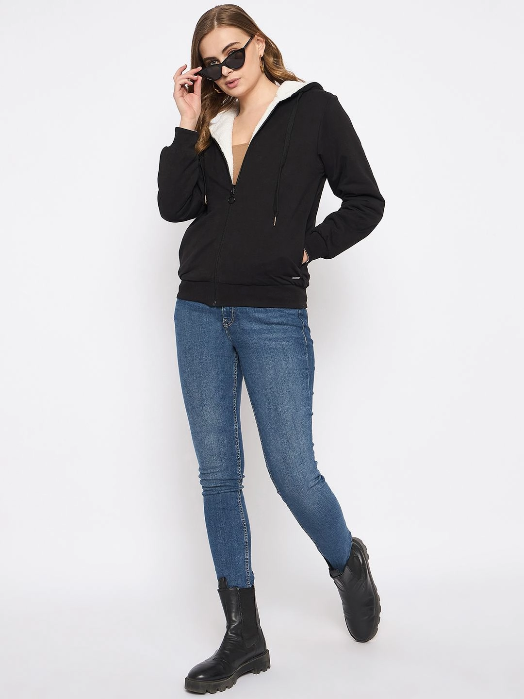 Madame Metal Detailed Zipper Black Hooded Sweatshirt Street Sporty right for beach trips