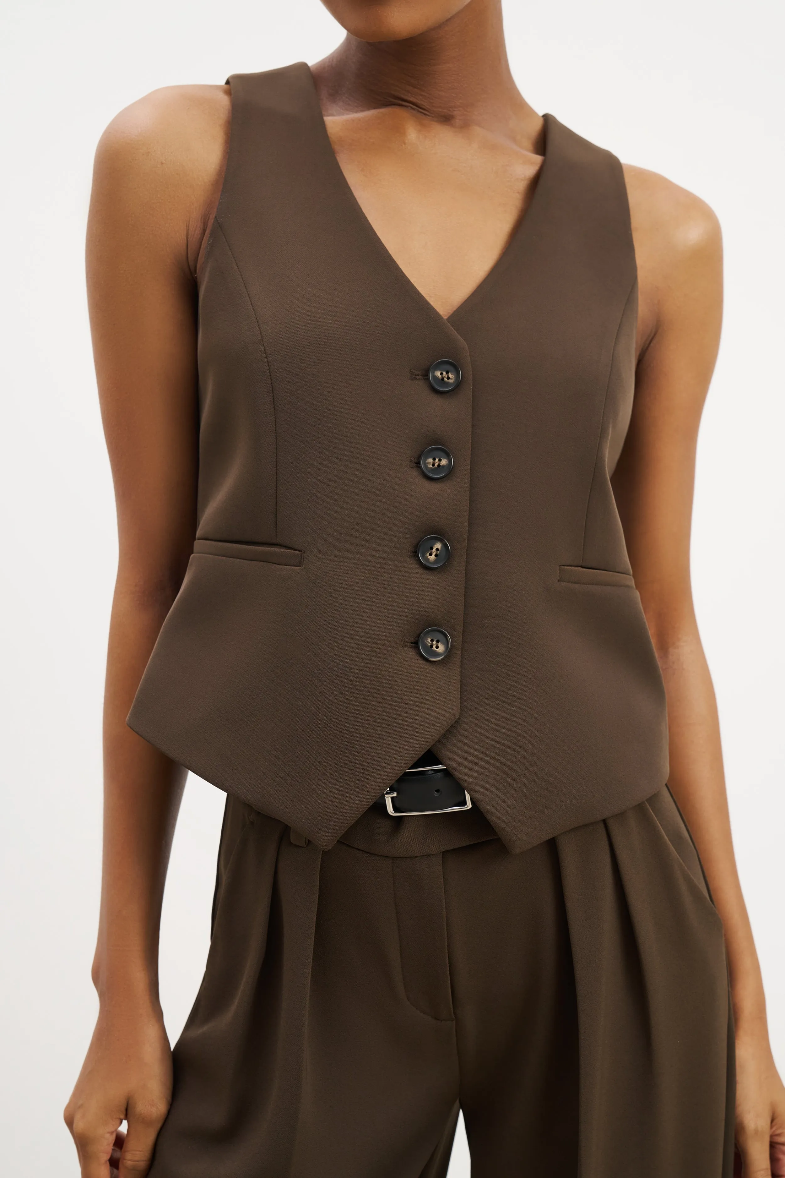 Clean Cut Waistcoat - Carob Thermal regulation