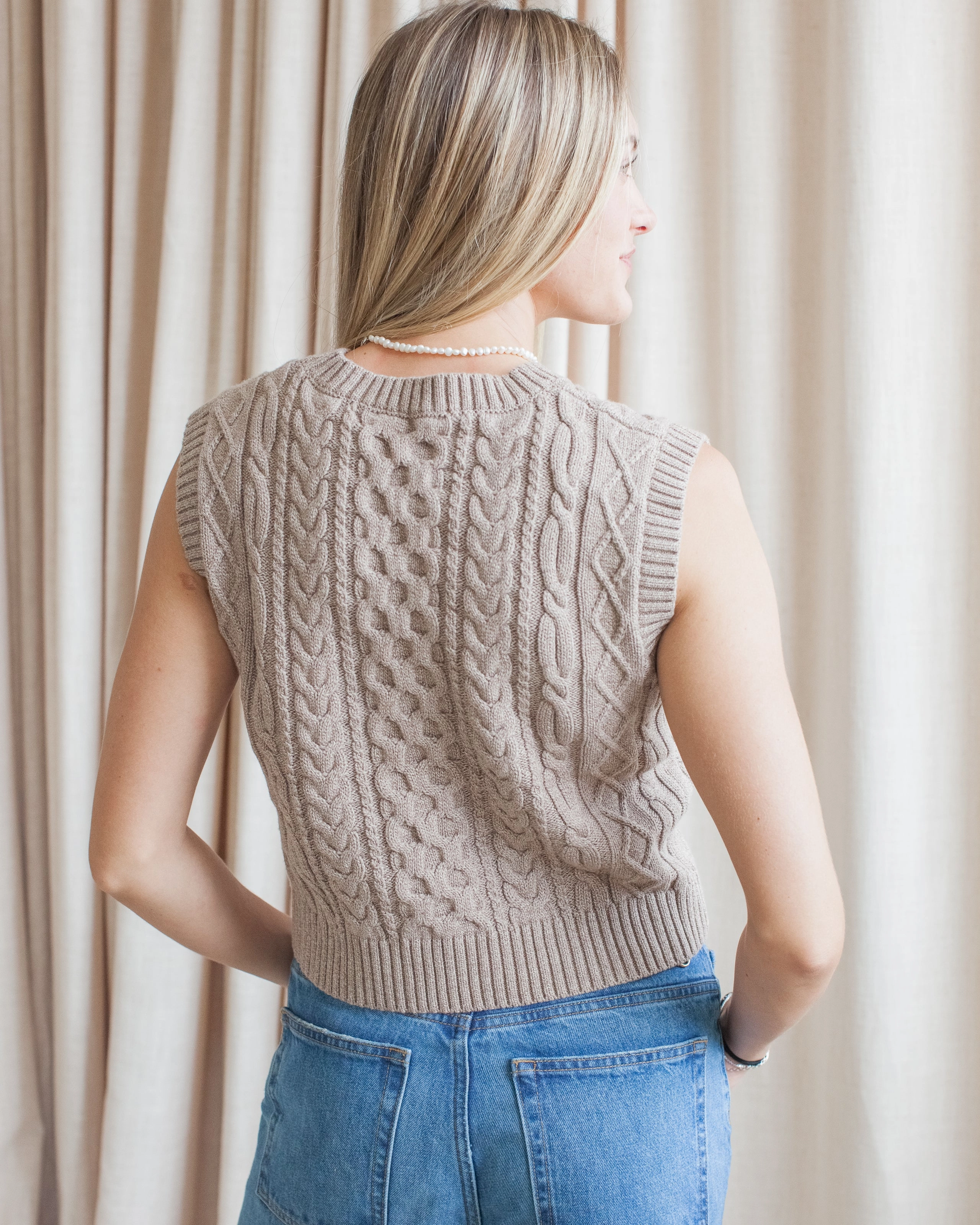 Colby Knit Vest - Beige Modern Layer