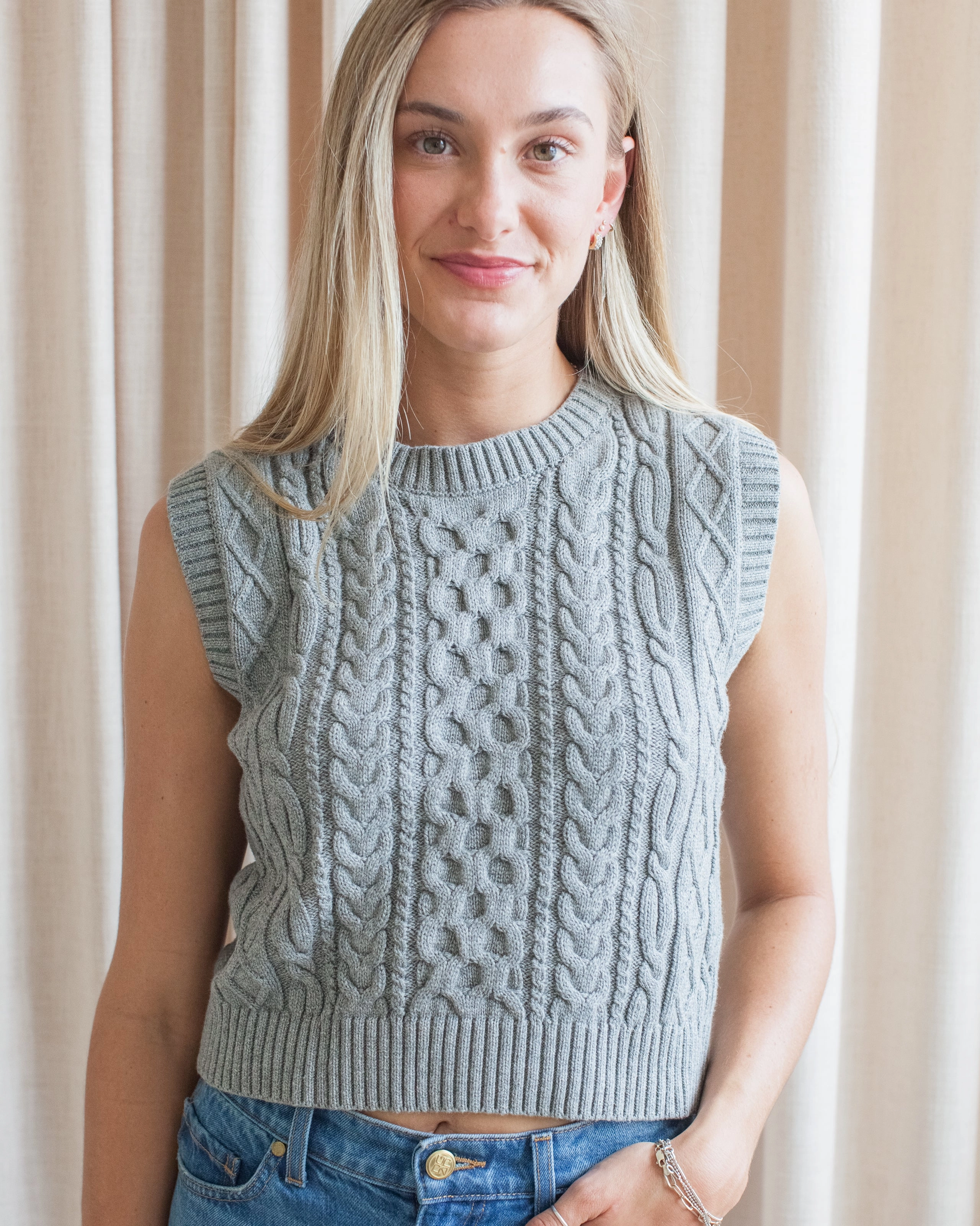 Colby Knit Vest - Grey Simple Look Comfort Stretch
