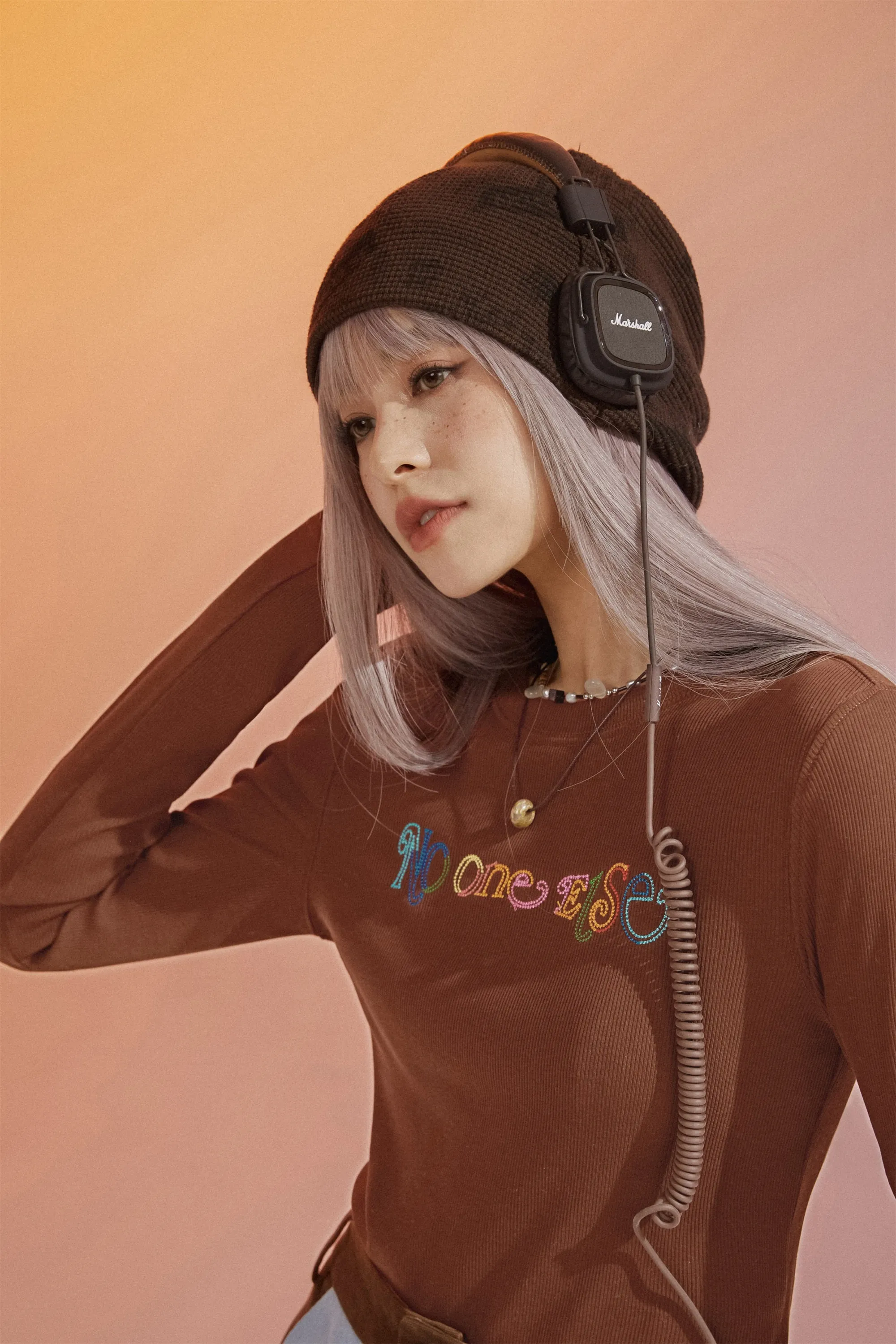 Color Embroidered Cropped T-Shirt