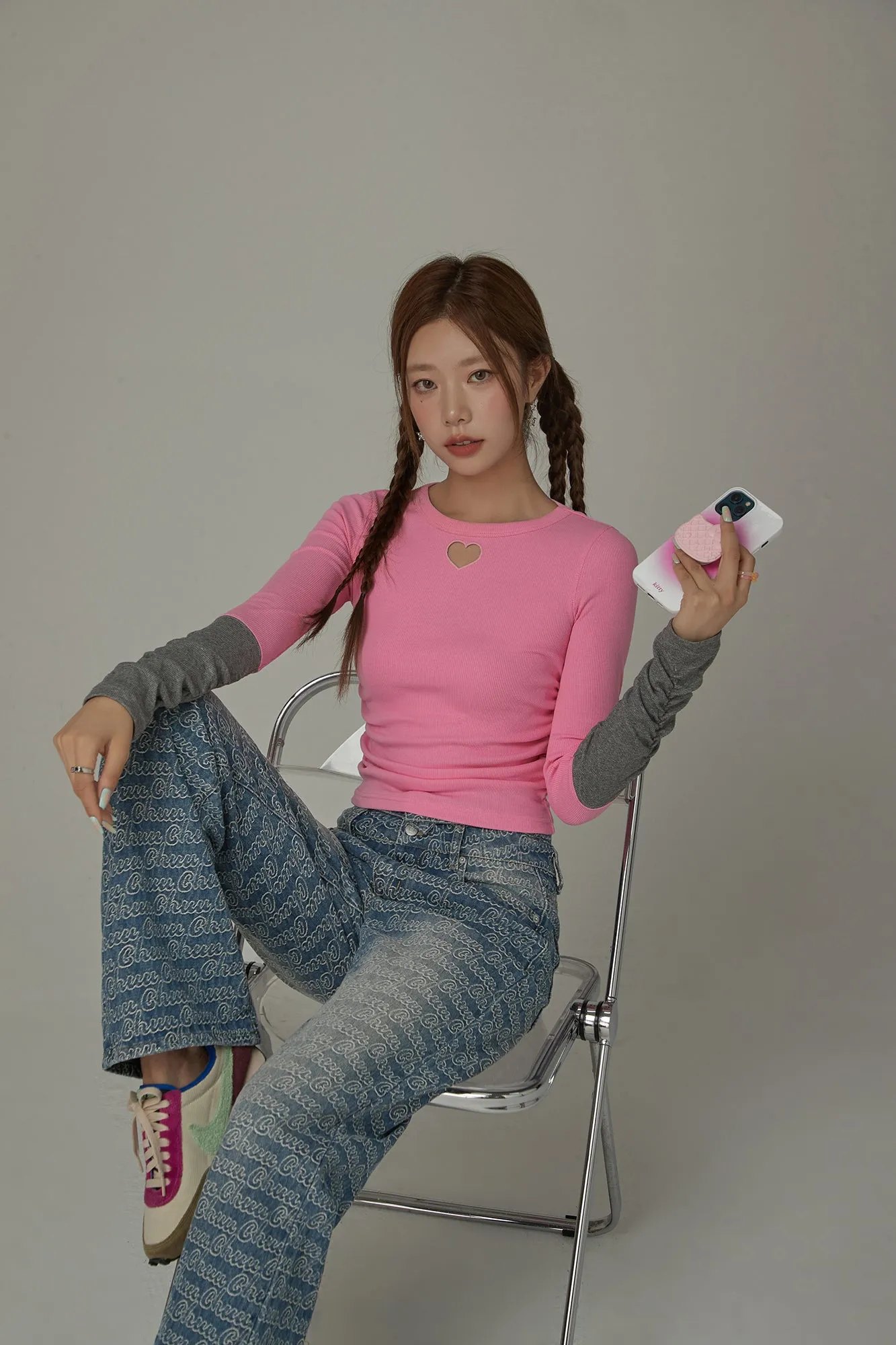 Color Matching Cropped Heart Cutout T-Shirt