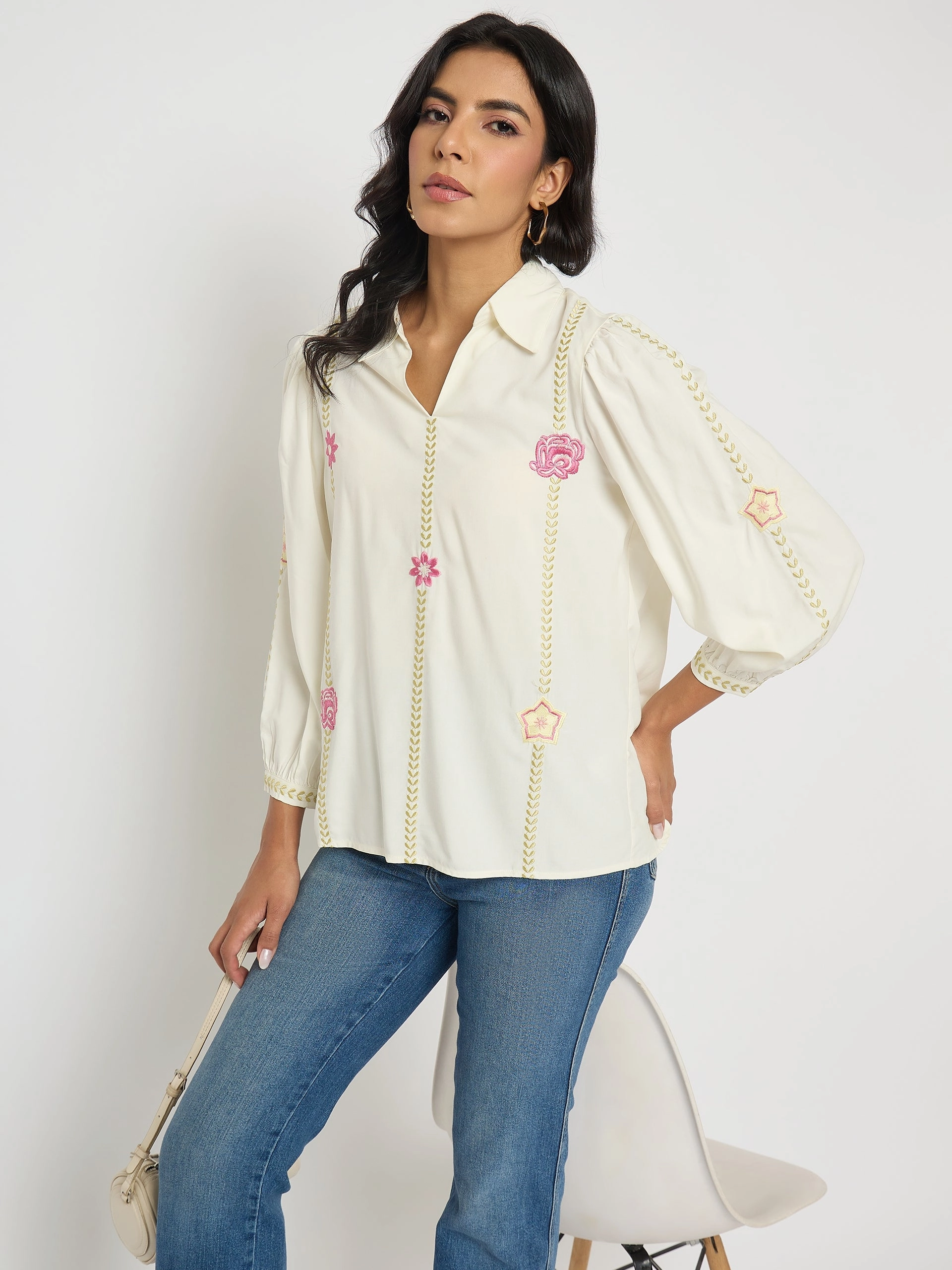 Madame Off White Viscose Blend Floral Embroidered Shirt HiddenZipper