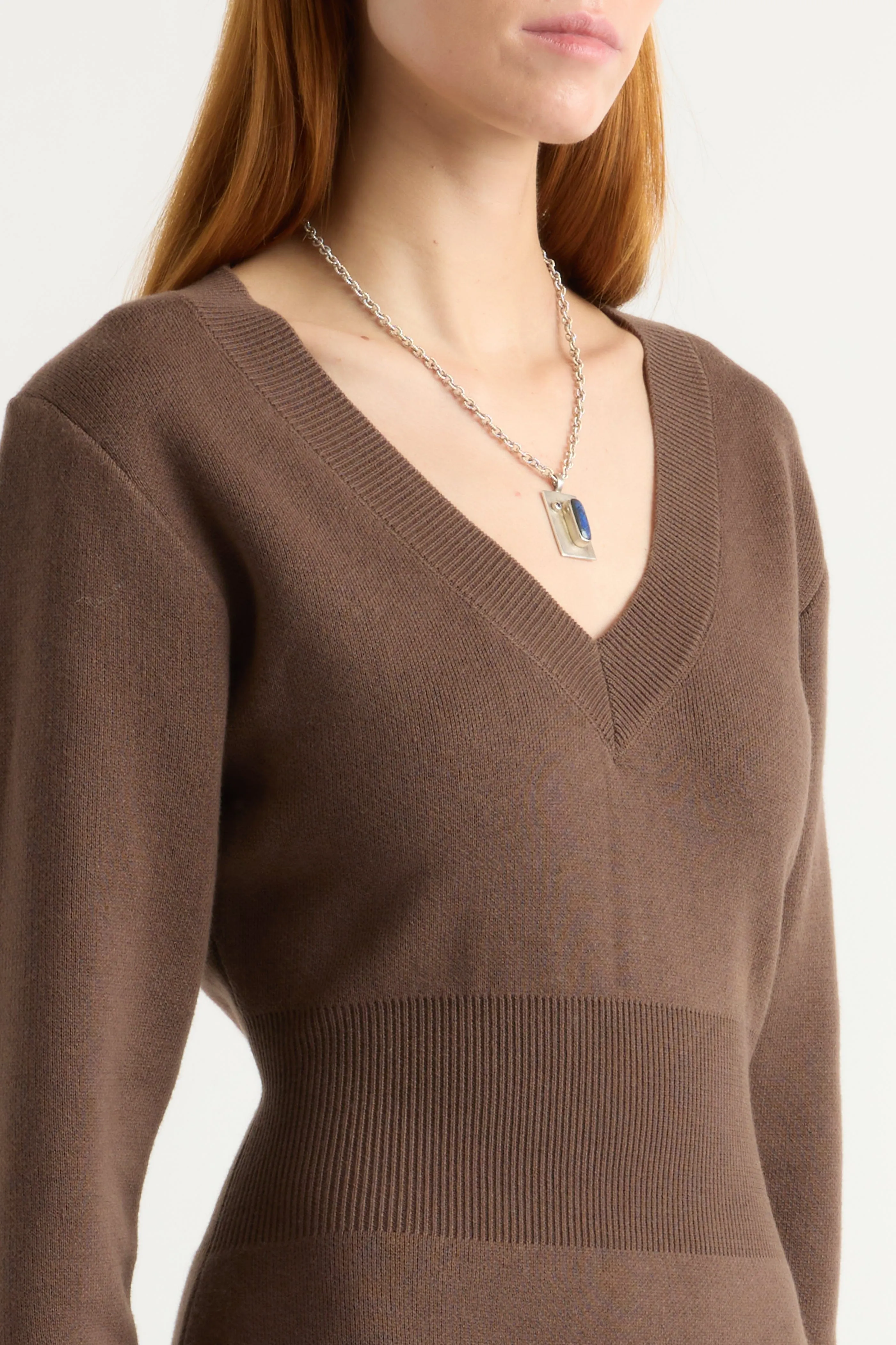 Breath Soft Figure-Skimming Bora Off-Shoulder V-Neck Sweater Dress