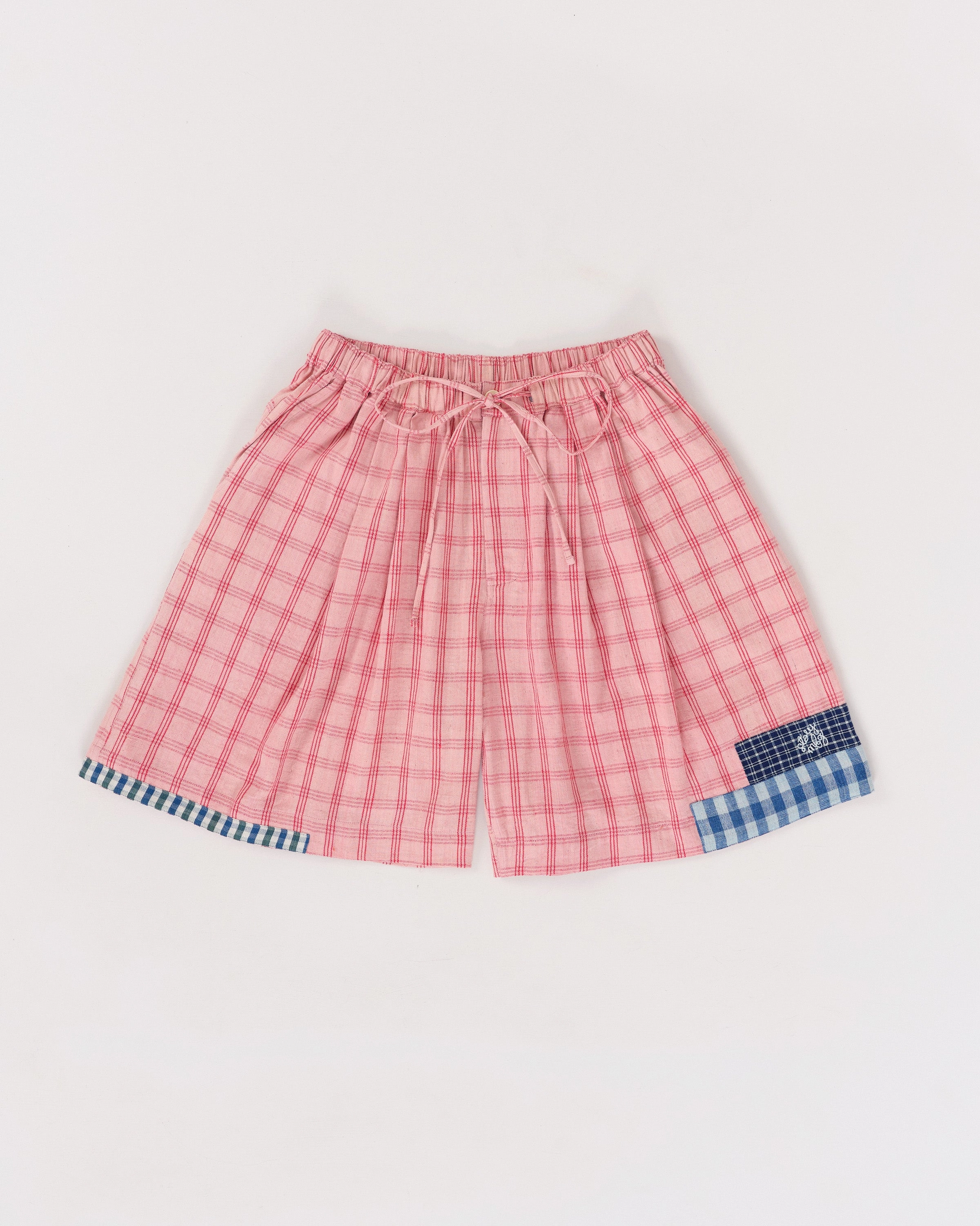 Low Profile Closure System Bridge Shorts - Pink Picnic Handloom