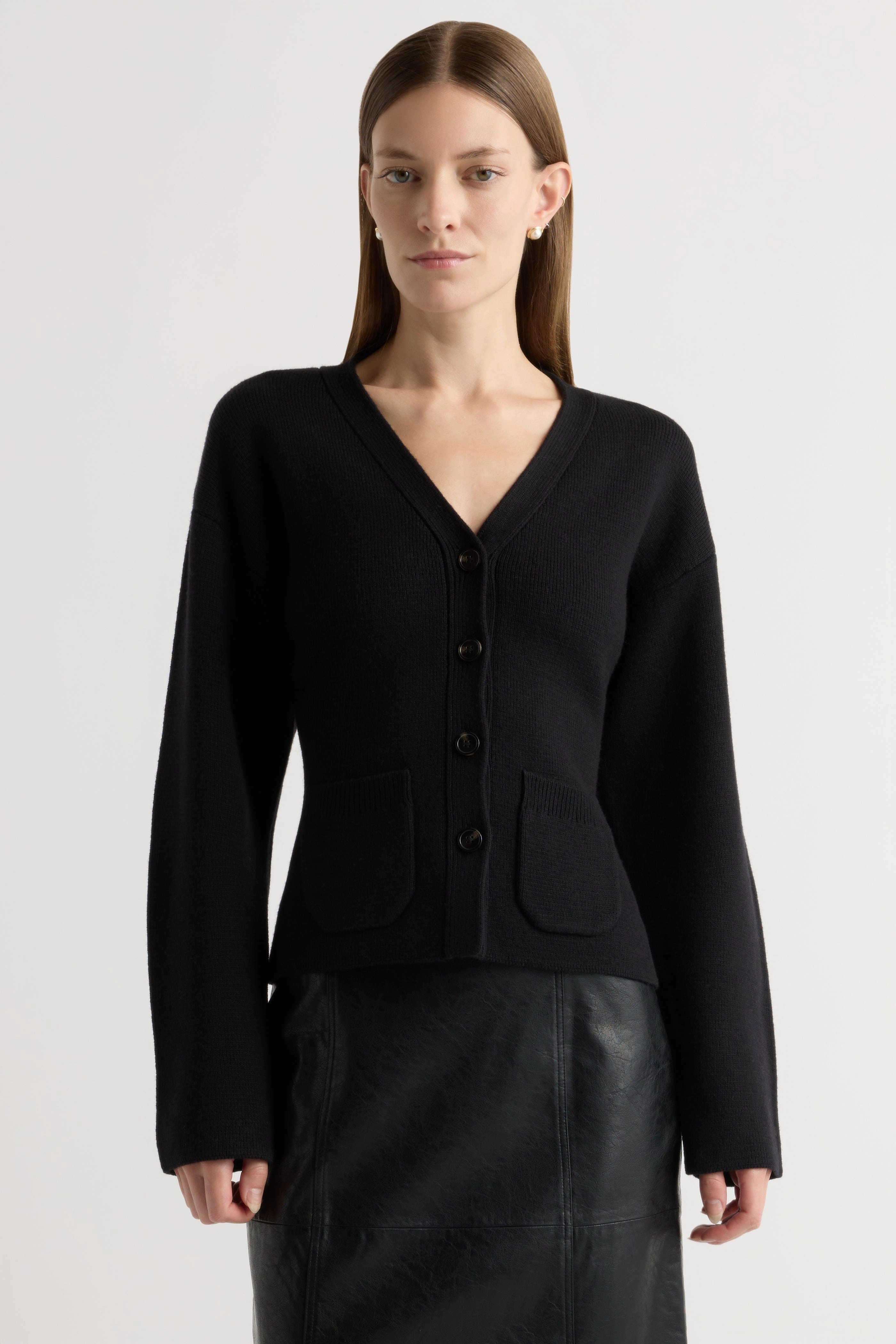 Elinor Organic Cotton-Wool V-Neck Cardigan Snuggle Ready Windproof Weave