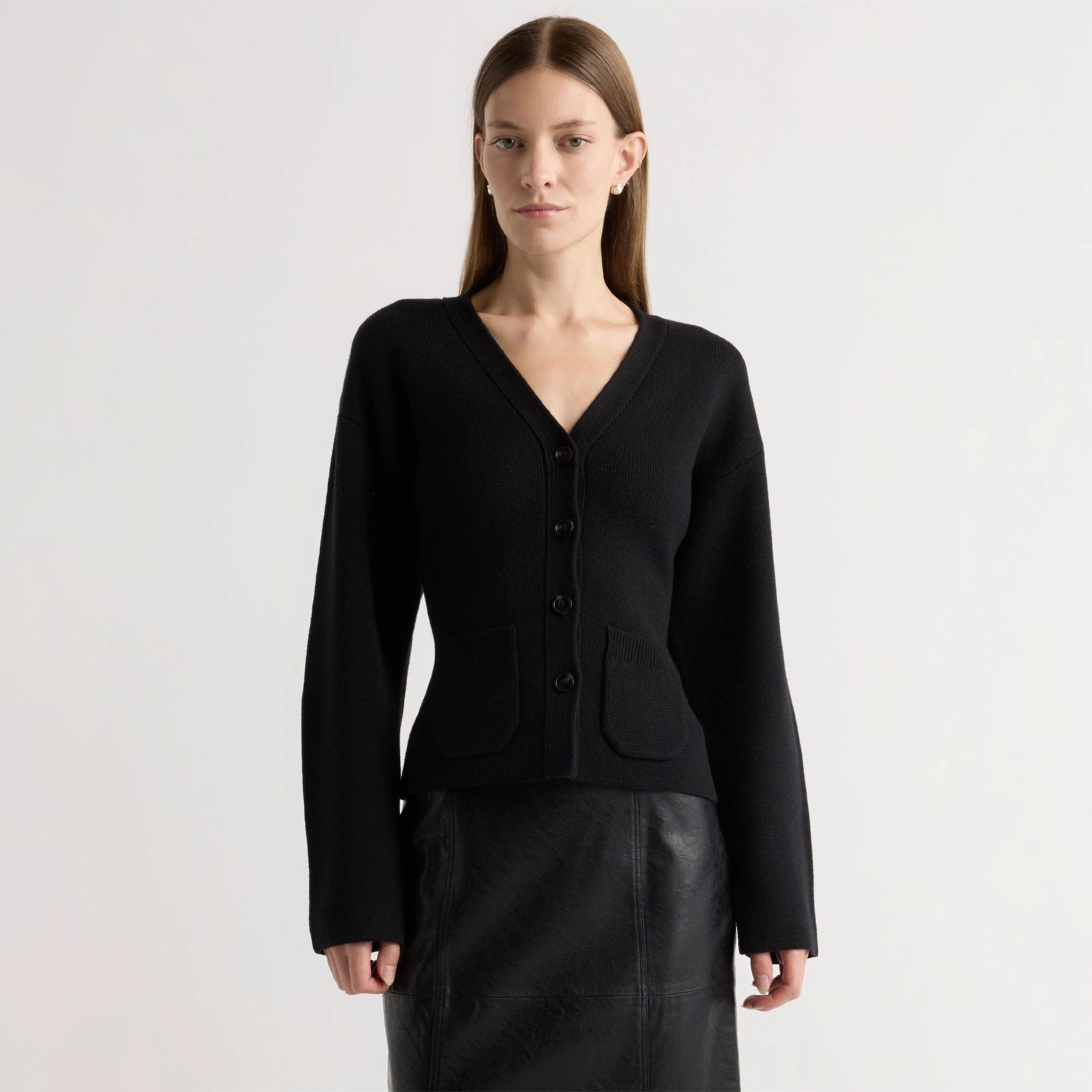 Elinor Organic Cotton-Wool V-Neck Cardigan Comfort Fit Design