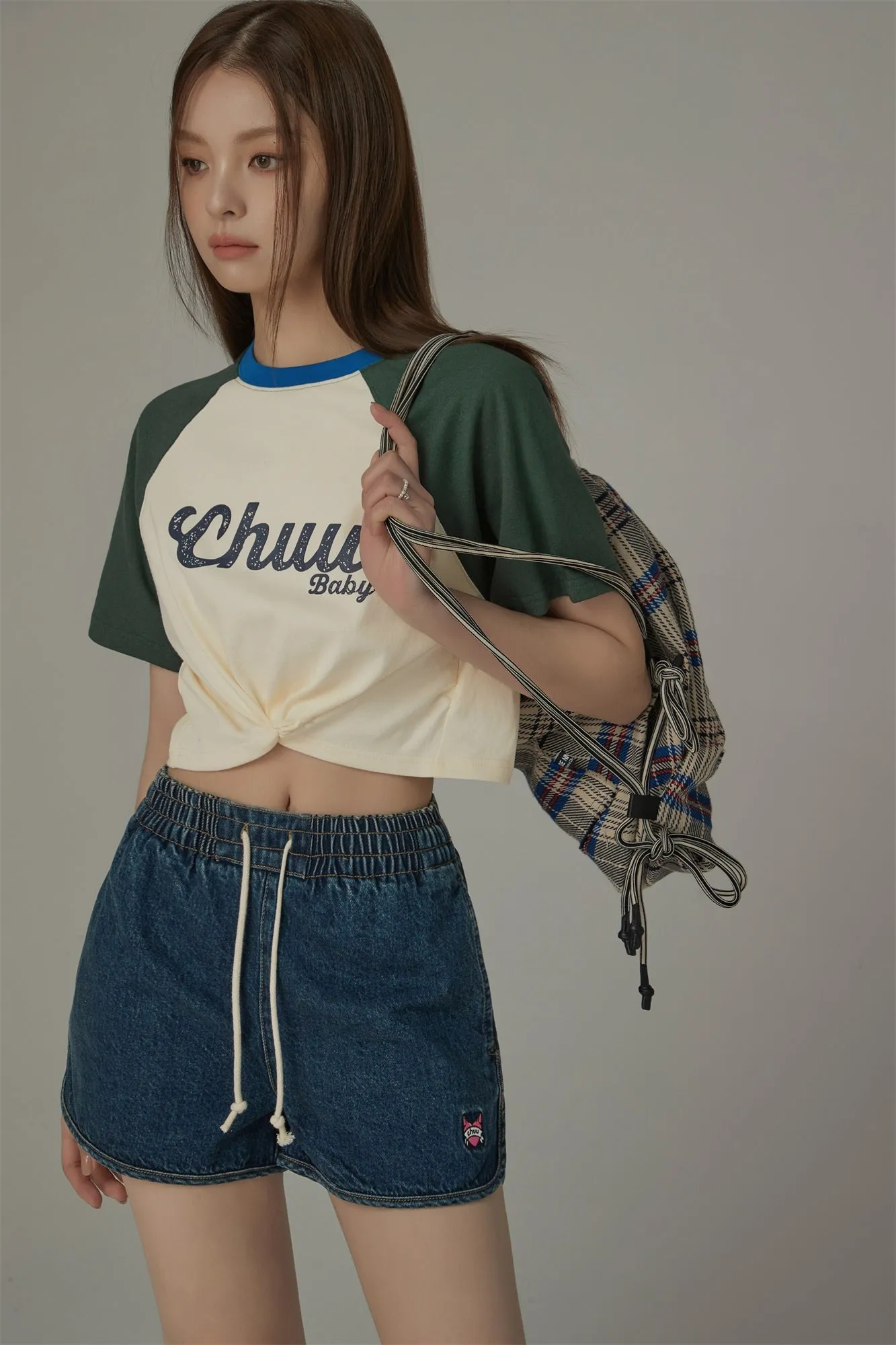 Contrast Raglan Cropped T-Shirt
