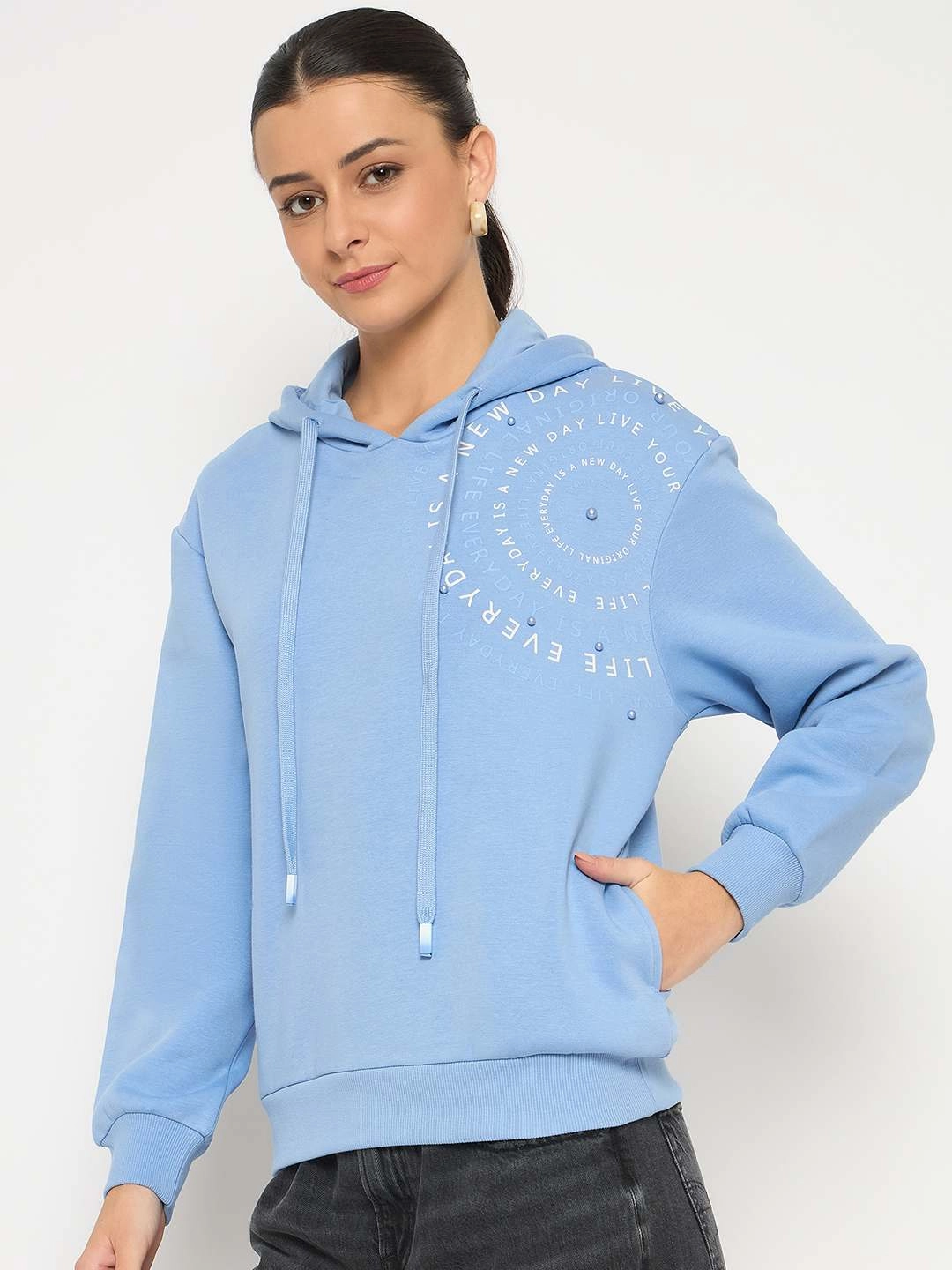 Madame Placement Printed Pearl Detailed Powder Blue Sweatshirt Comfort Design Street Minimal