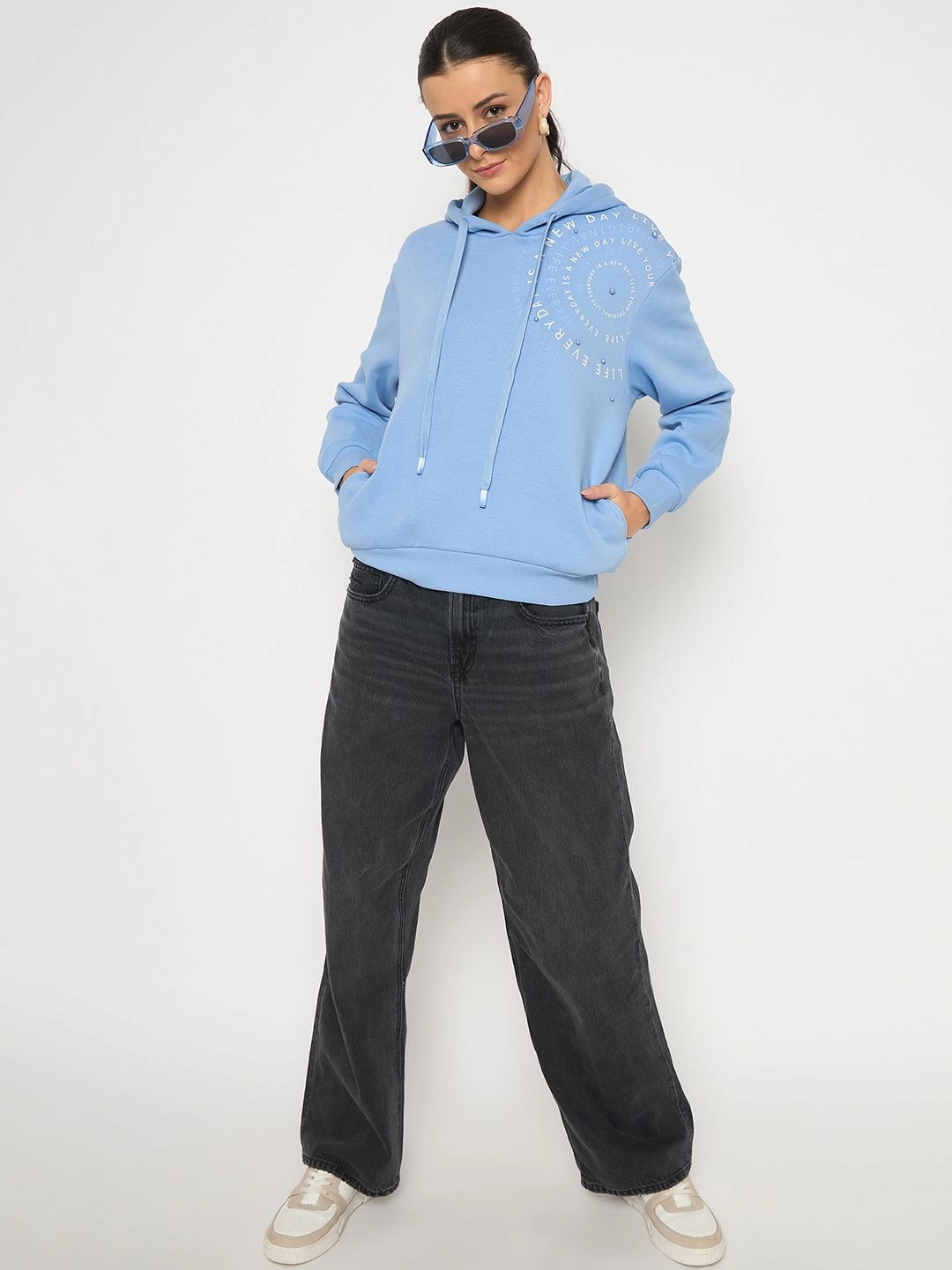 Breathable Layer product personalization creativity Madame Placement Printed Pearl Detailed Powder Blue Sweatshirt