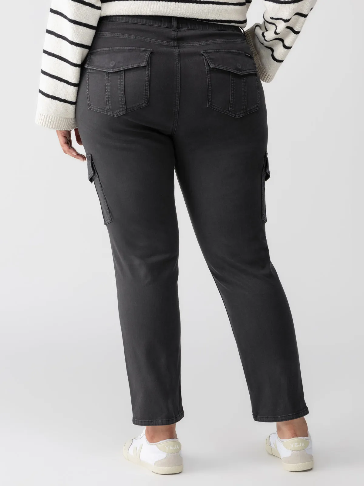 wrinkle free Urban Comfort Sculpted Hayden Cargo Standard Rise Pant Black Extended Sizing
