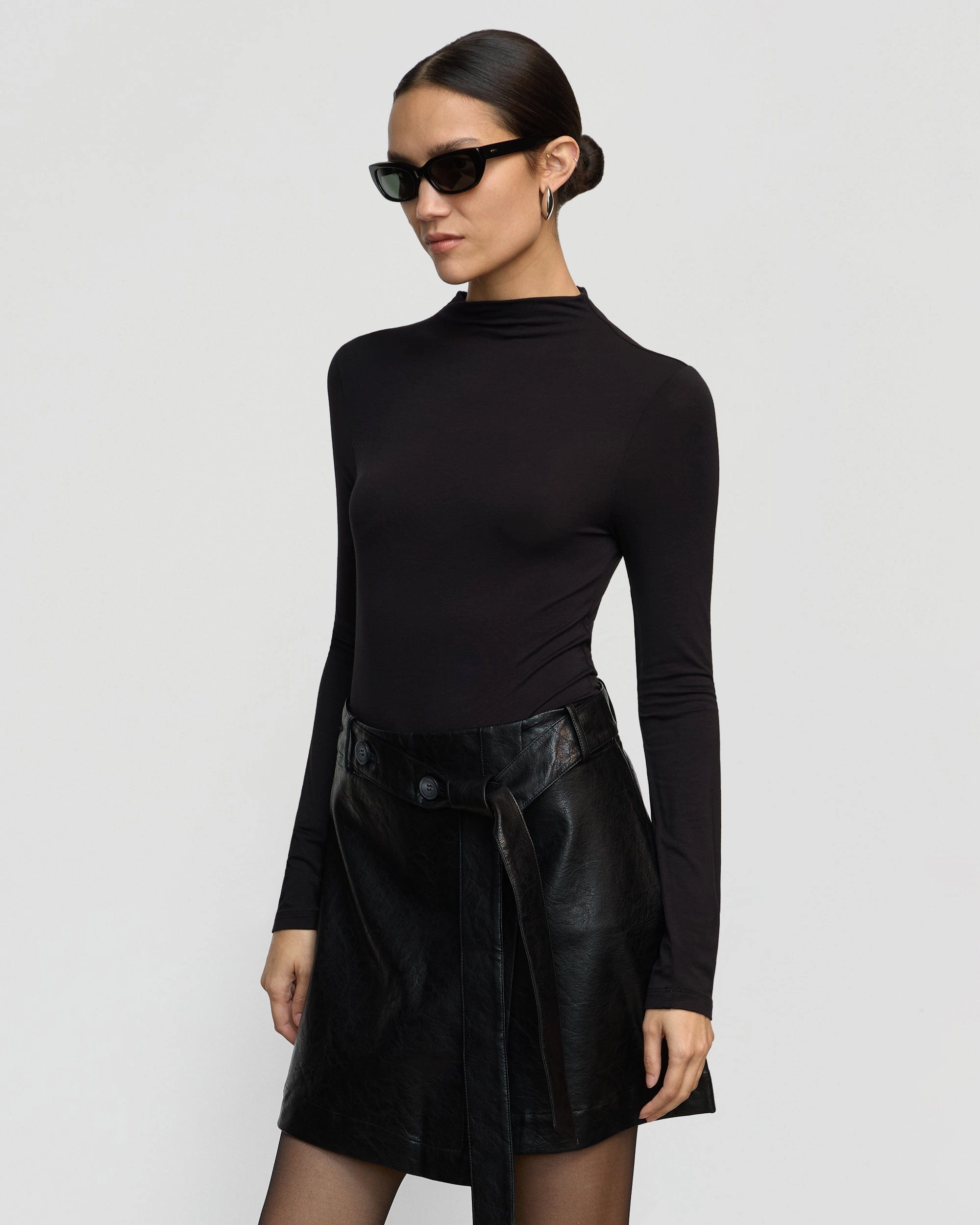Ava Mock-Neck Long-Sleeve Tee ThermalRegulating FadeResistant Treatment