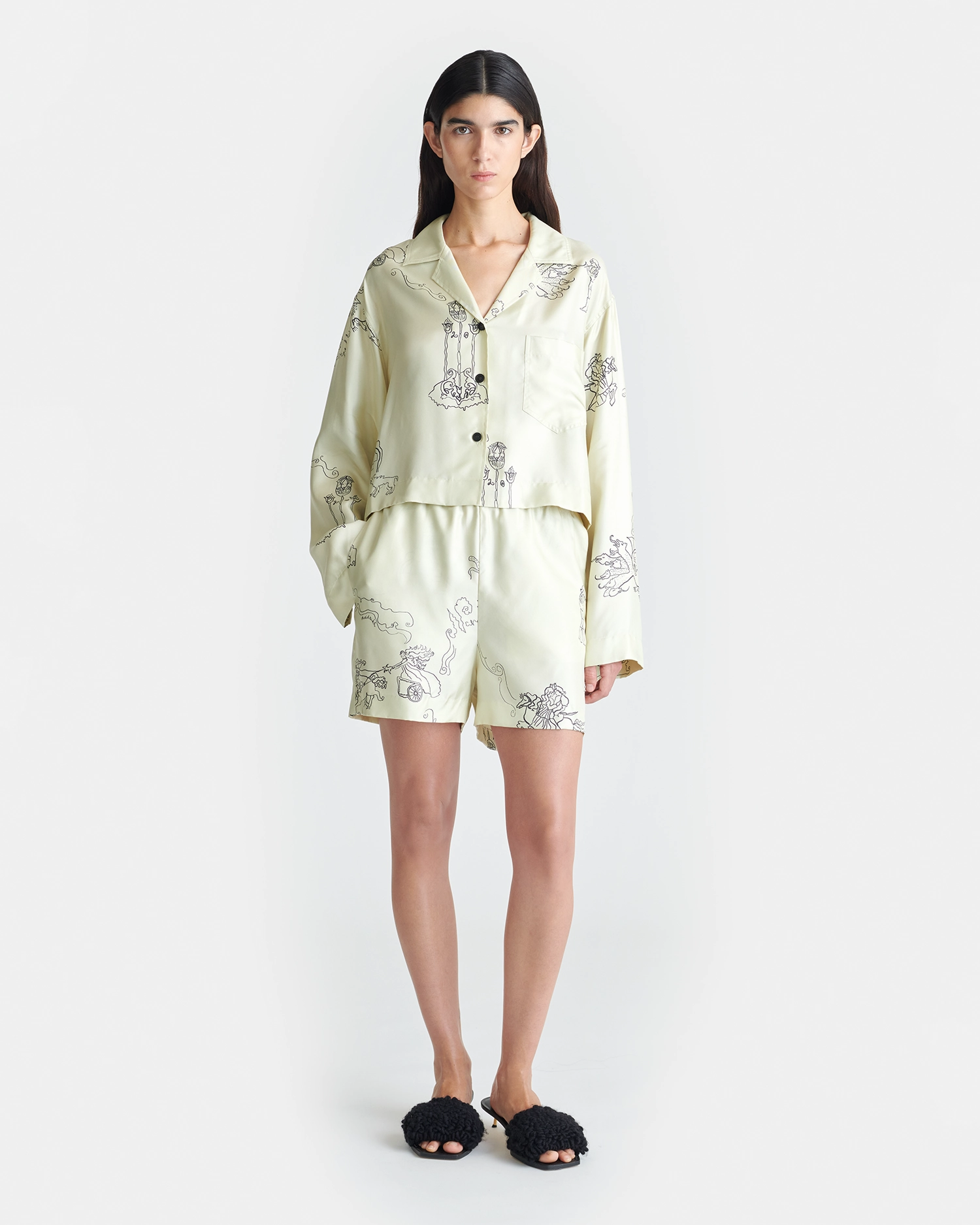 Dylla - Printed Tailored Silk Twill Shorts - Folktale Street Ready Stylish Appearance
