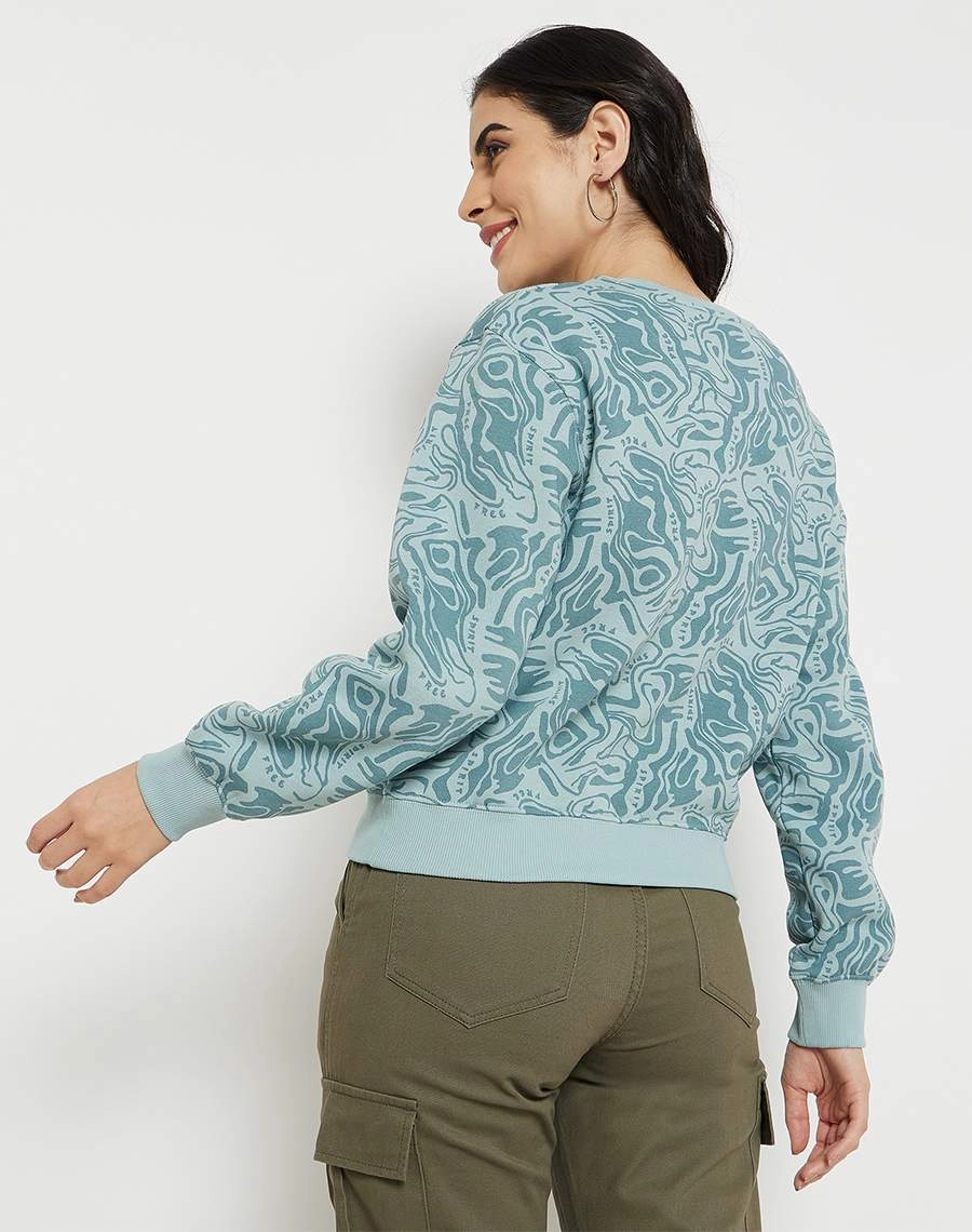 fit test Functional Features Madame Celeste Round Neck Sweatshirt