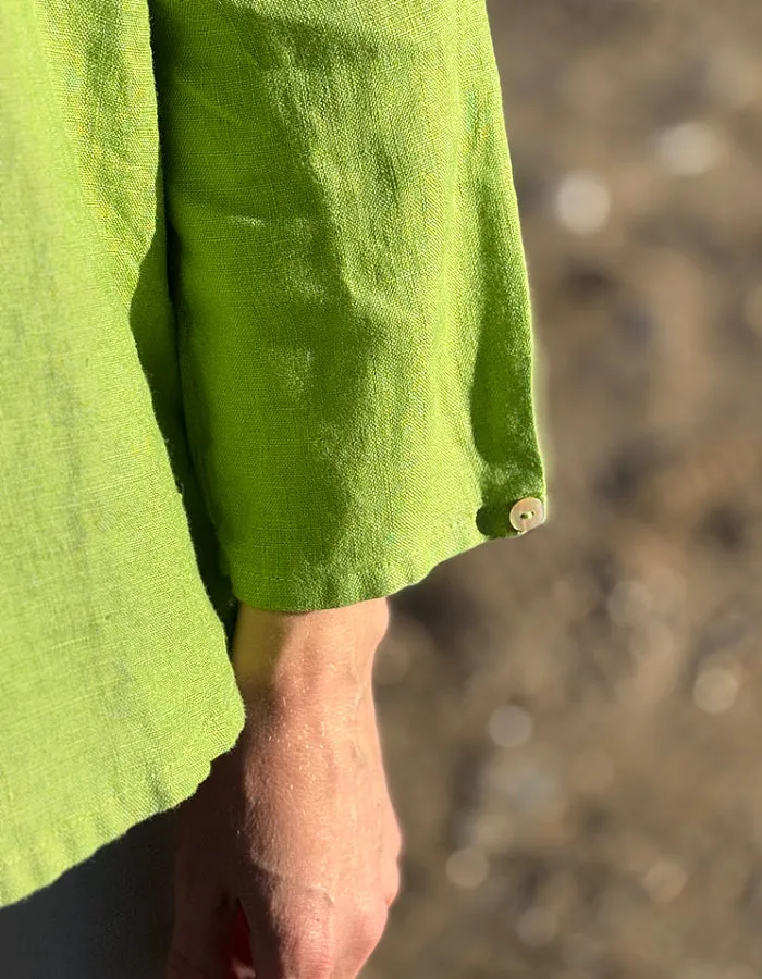 Cut Loose High Low Linen Shirt in Verde