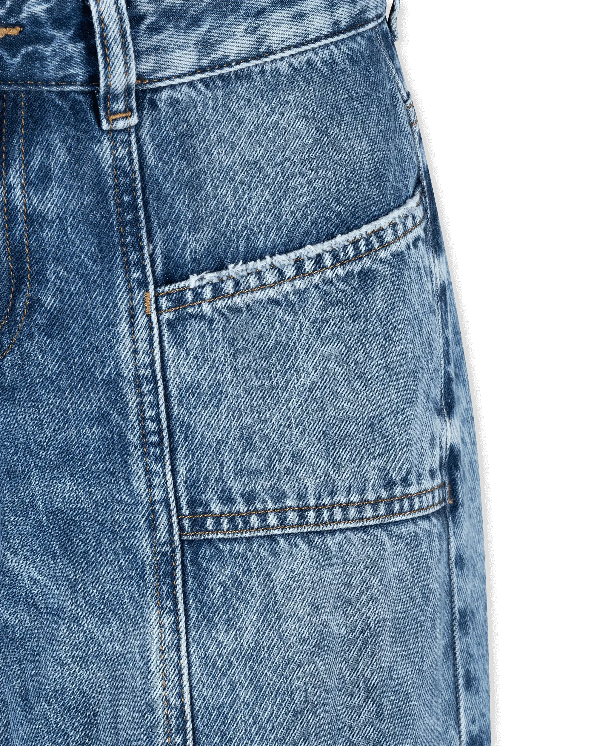 D-Akii Flared Low Rise Jeans