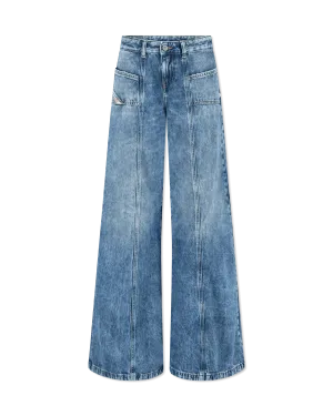 D-Akii Flared Low Rise Jeans