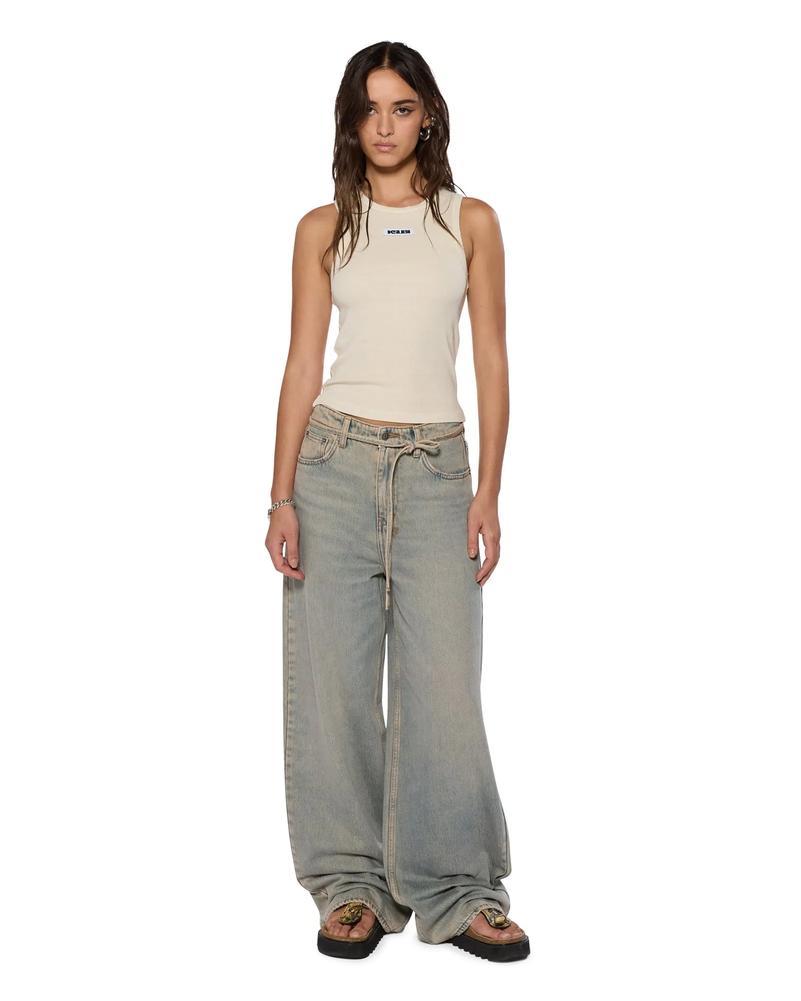 BAGGY JEAN DIRTY Winter Warmth Student Outfit Textured City Walk Comfy Weekend Getaway