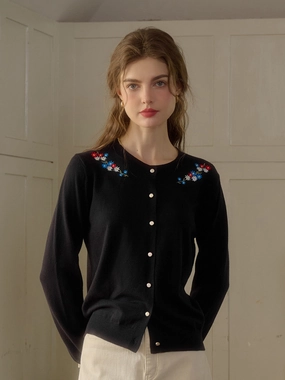 Unstructured Fit Daisy Round Neck Embroidered Cardigan
