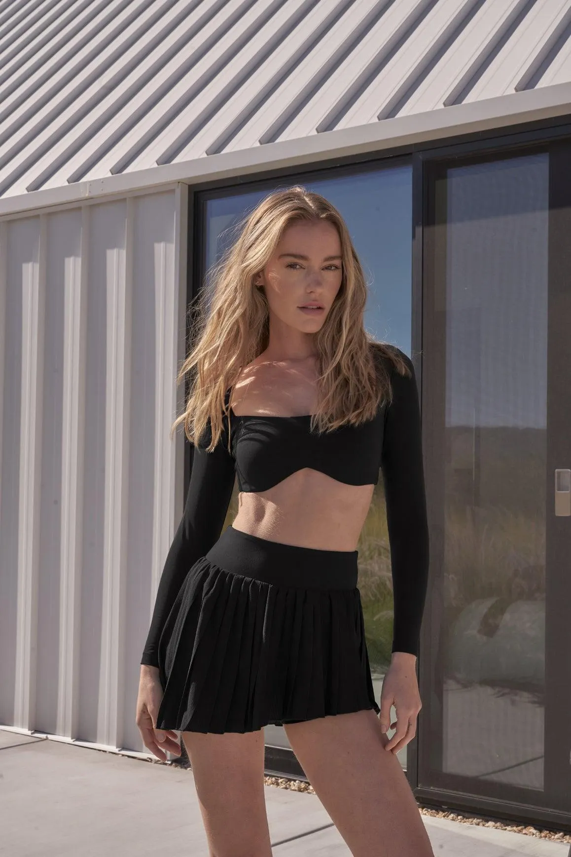 Day To Night WISKII Lite Pleated Skirt