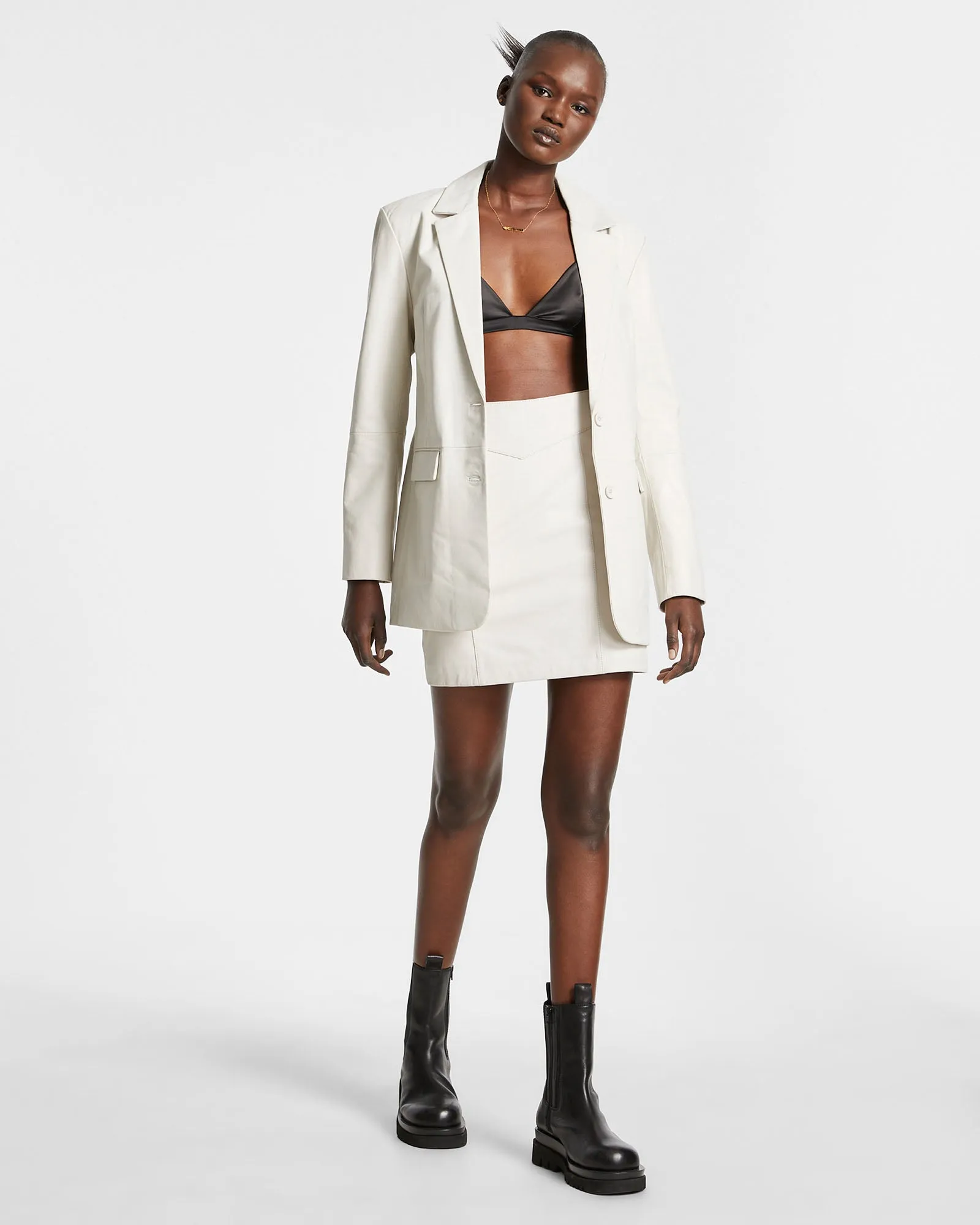 Urban Fit VIVIAN LEATHER SKIRT OFF WHITE