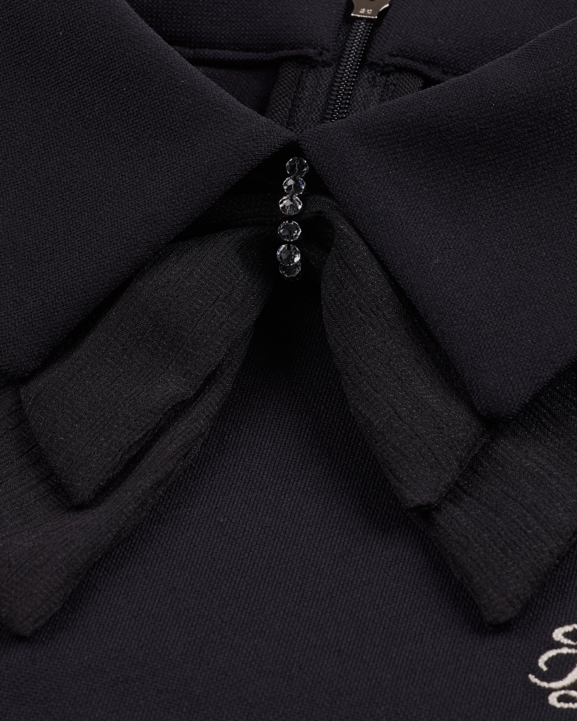 Double chiffon ribbon collar T-shirt - Black HighStretchElastic