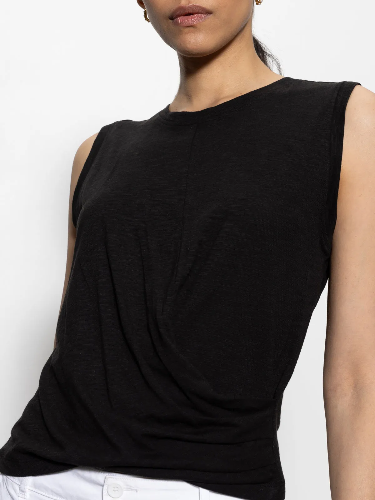 Geometric precision Garment Dyed Finish Draped Tank Black