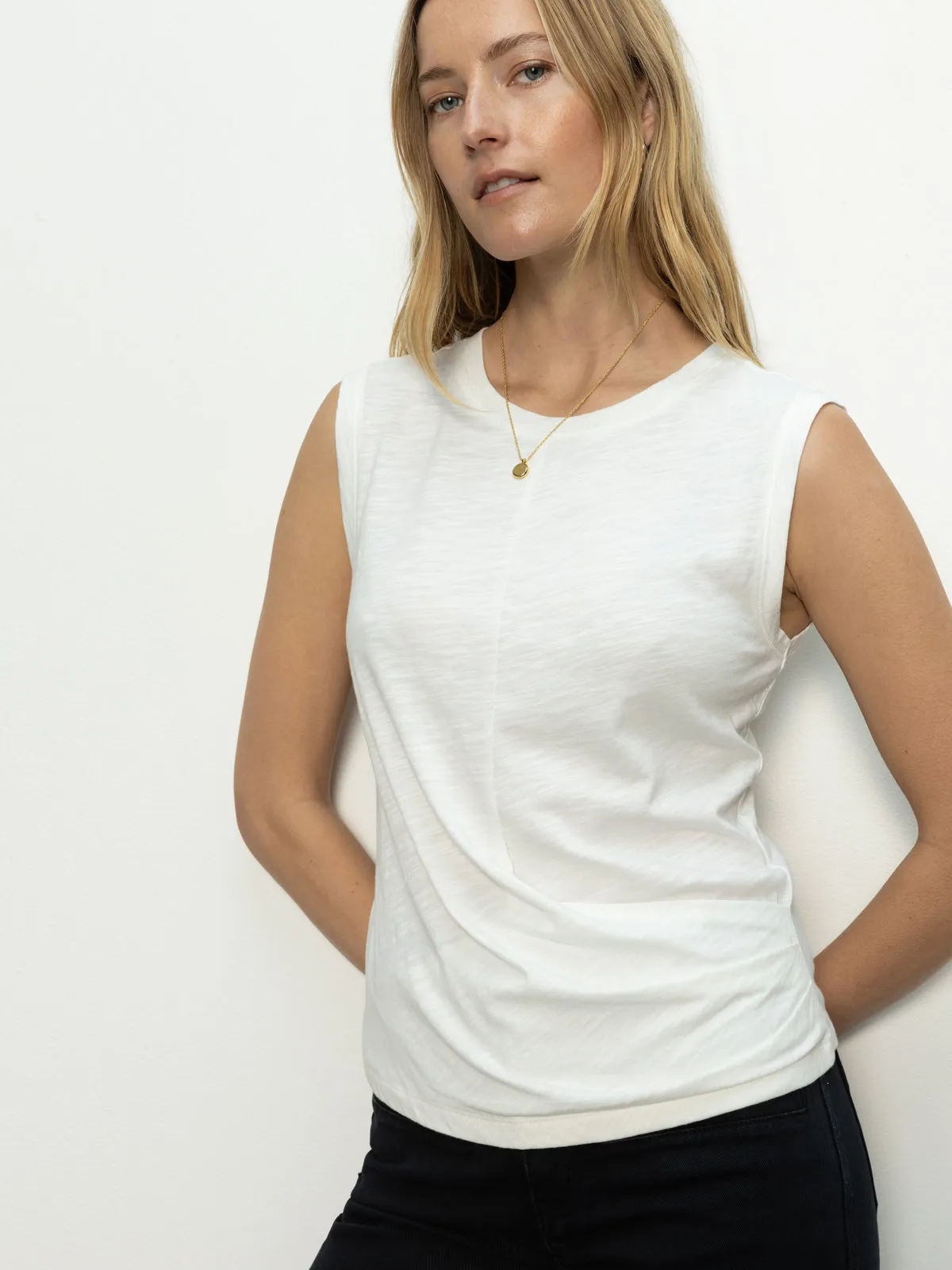SeamlessConstruction Summer Fashion Draped Tank White