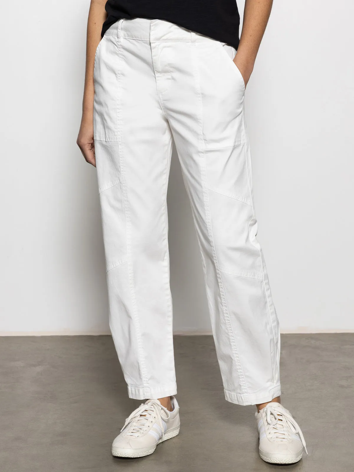 Practical Fit Street Inspired Sahara Tapered Standard Rise Pant Chalk