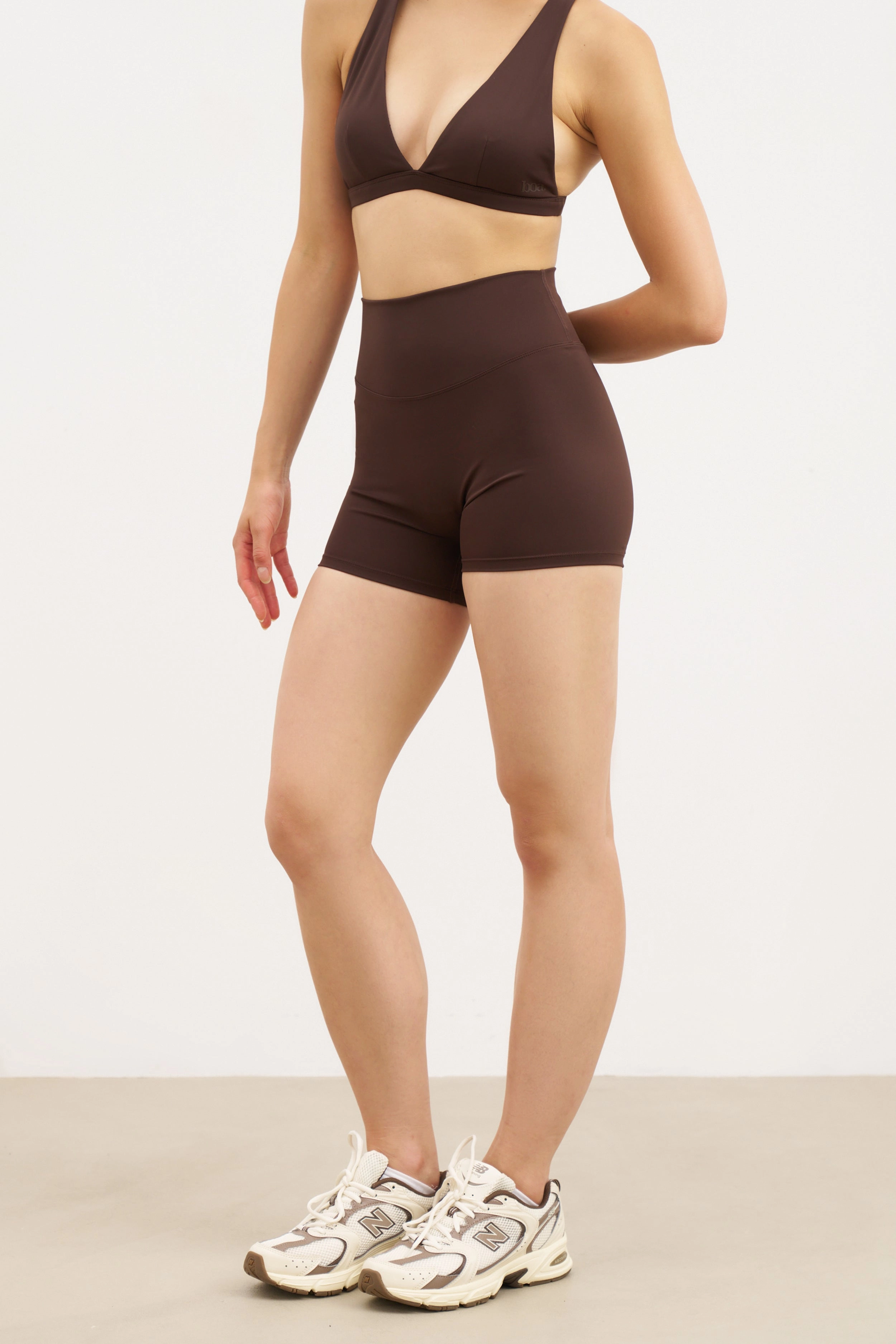RaglanSleeve Base Sculpting Shorts - Carob