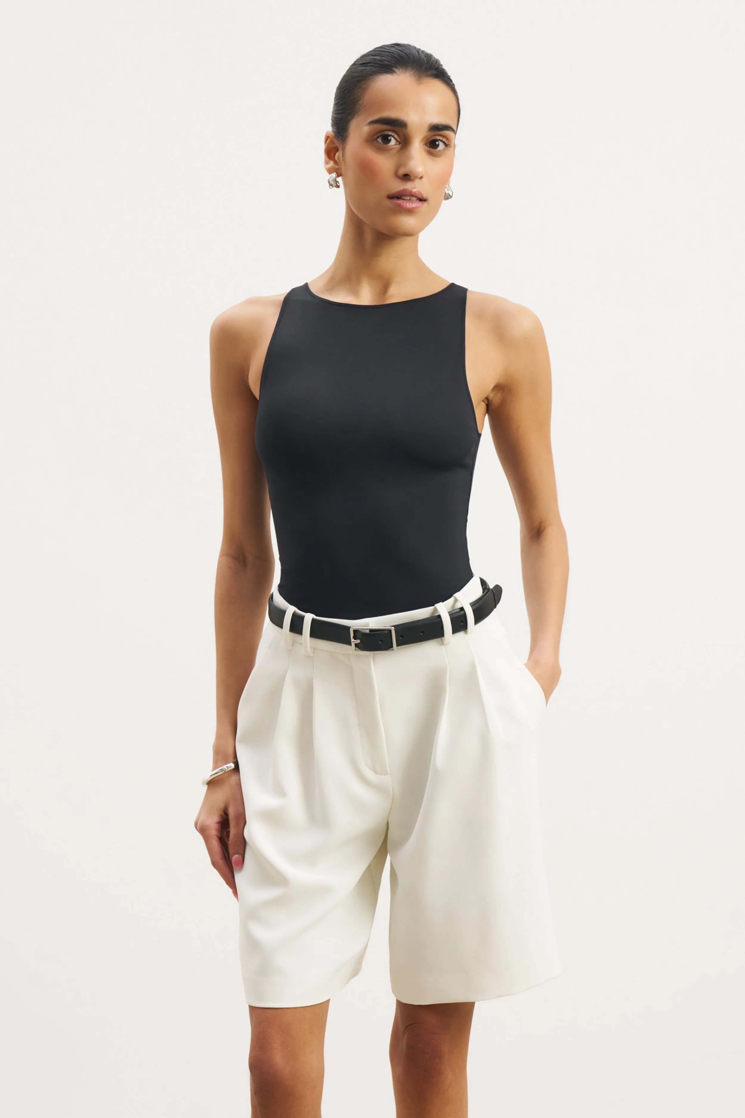 Boat Neck Tank Top - Black FlexibleKnit MultiFunctionalDesign