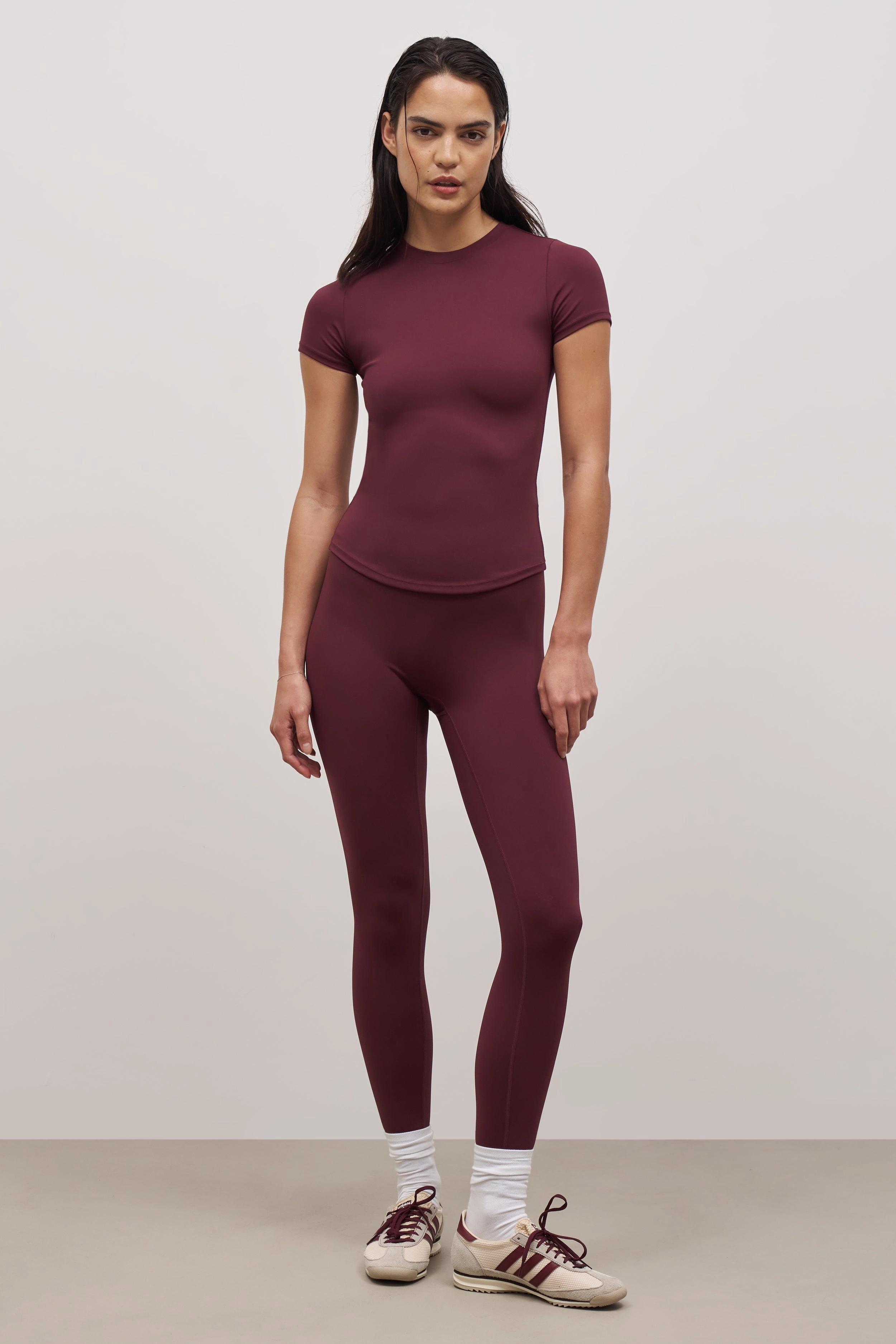 Relaxed Sweatshirt Base Sculpting T Shirt - Merlot