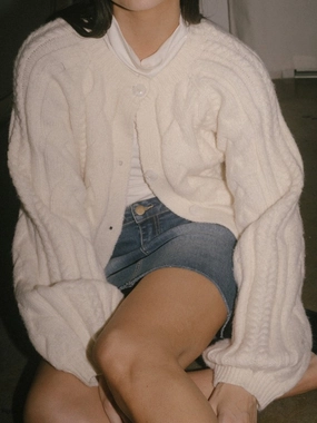 Candace Cable Knit Cardigan Cozy Layer Flexible Seam Structure