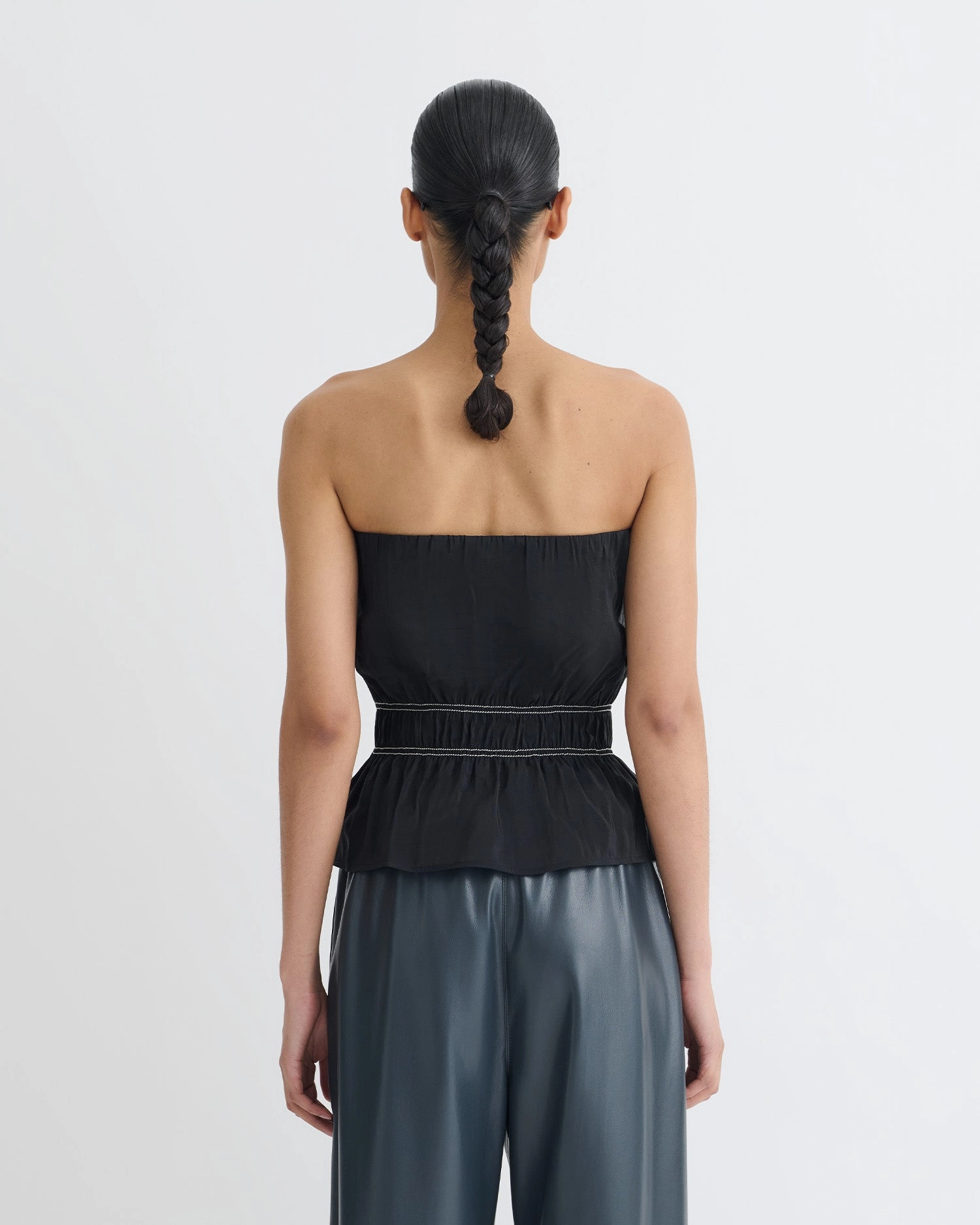 OdorControl Technology Loose Tee Rosey - Glass Poplin Bandeau Top - Black
