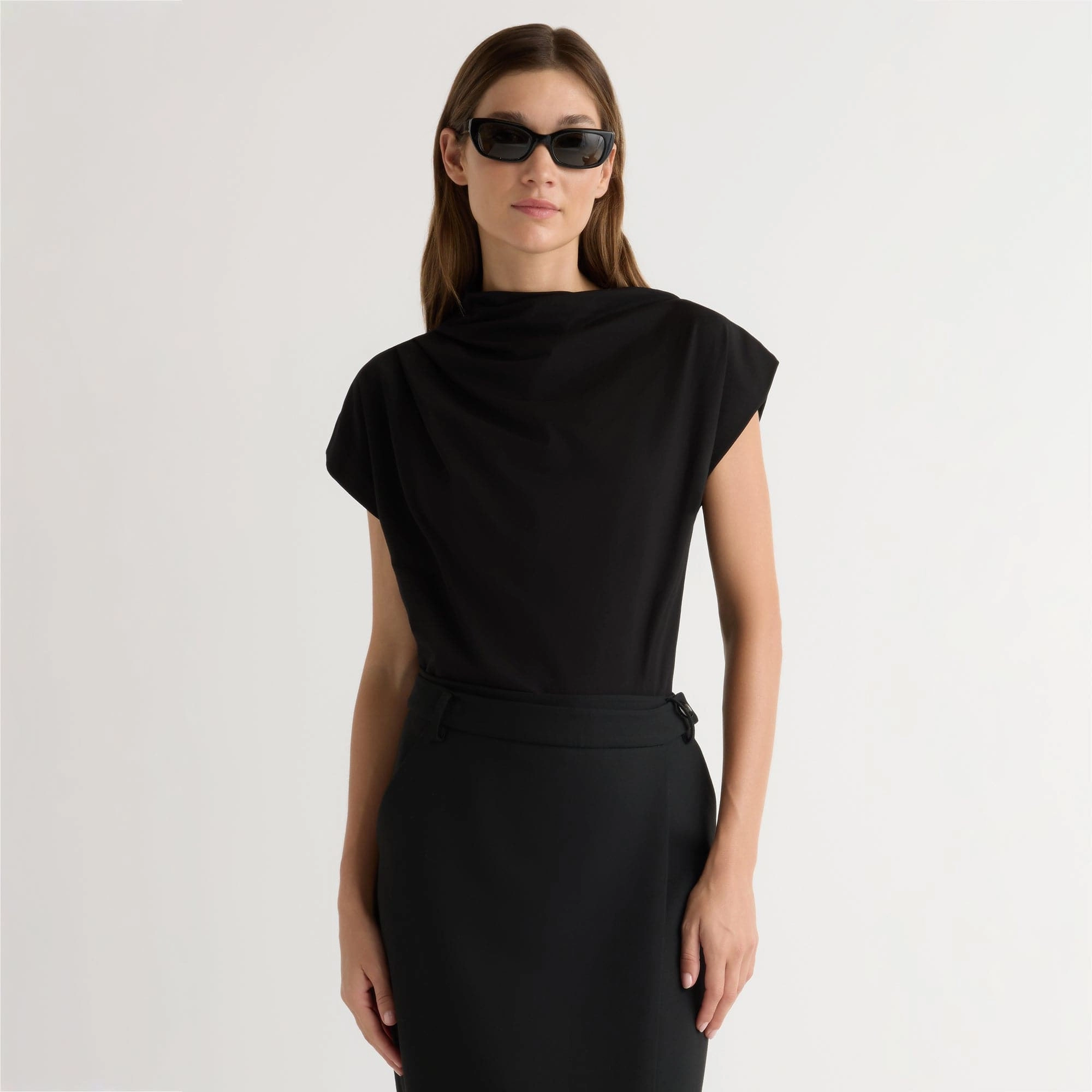 Kenny Asymmetric-Neck Tee VentilatedBackPanel Stretch Waistband Design